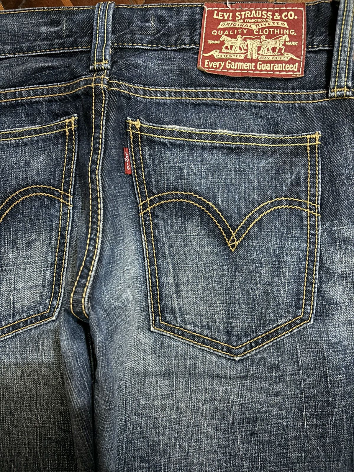 Levi's Vintage 90s Levis American Classic Blue Wash Ripped Jeans Size US 30 / EU 46 - 12 Thumbnail