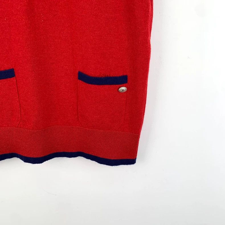 Chanel Chanel Red cashmere round-neck sleeveless knitted vest Size XS / US 0-2 / IT 36-38 - 4 Thumbnail