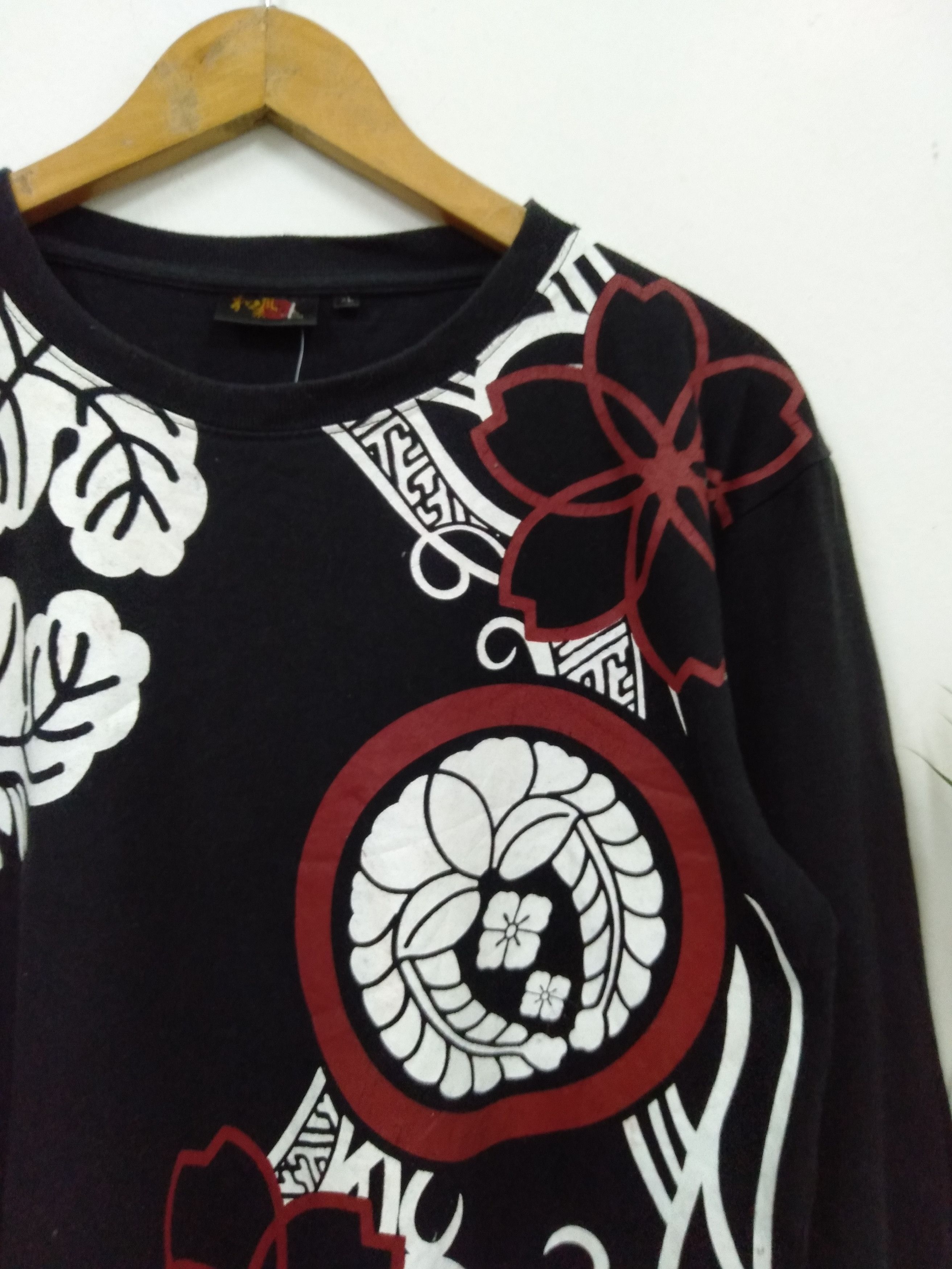 Japanese Brand Bullet Noise Sukajan 3 Quarter t shirt japan brand Size US XL / EU 56 / 4 - 2 Thumbnail