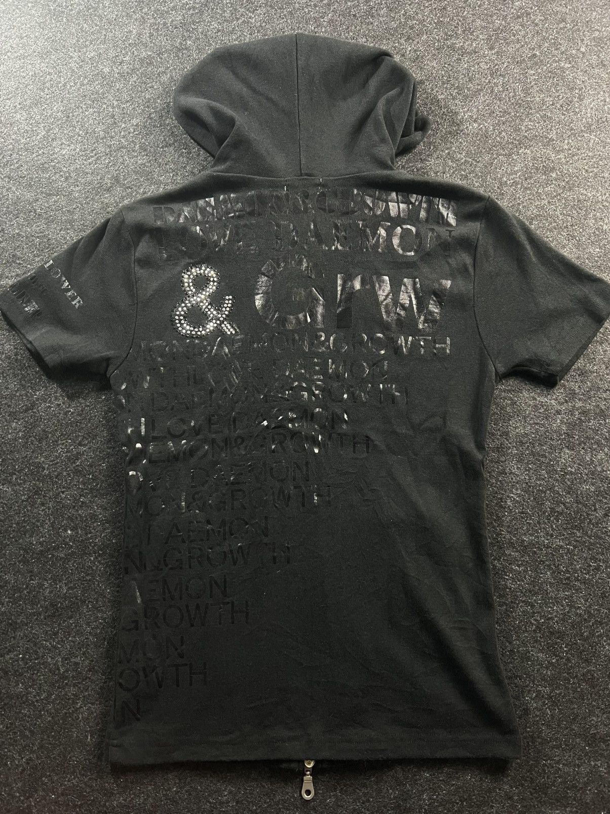 In The Attic Growth In The Attic Punk Goth S/S Hoodie Short Sleeve Size US S / EU 44-46 / 1 - 4 Thumbnail