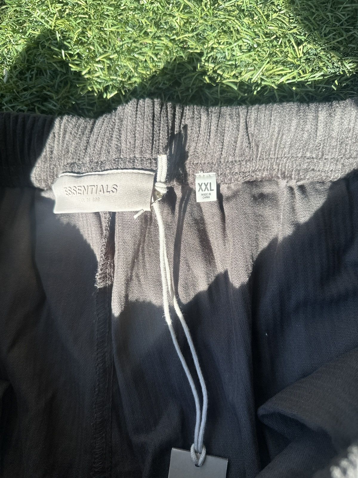 Fear of God FEAR OF GOD ESSENTIALS WOMEN'S RELAXED CORDUROY TROUSER Size 40" / US 18 - 3 Thumbnail