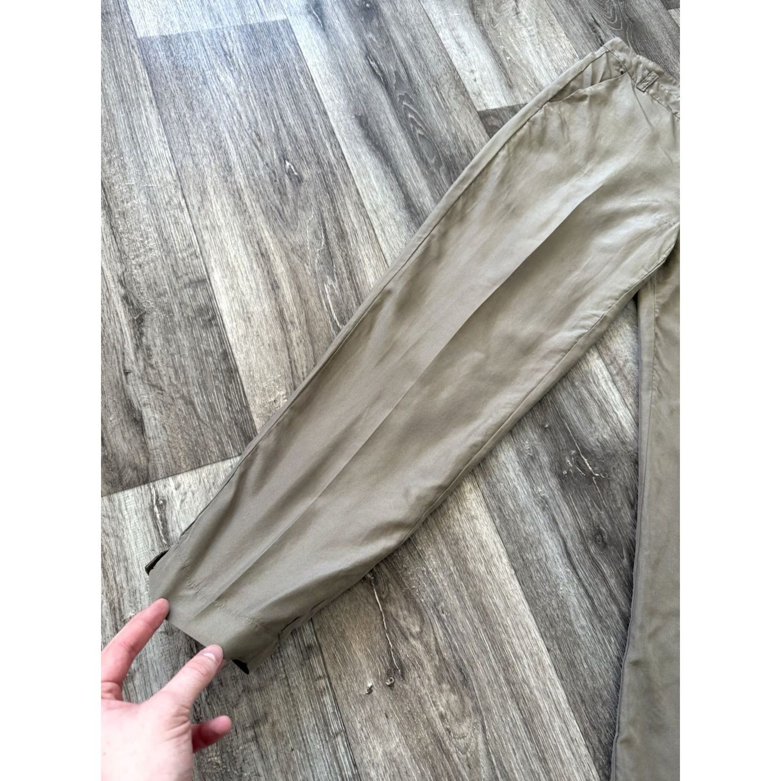 Diesel Diesel Silk Black Gold Pants Straight Leg Beige Women 44 Silk Pants Dress Pants Regular Pockets Luxury Beije/Beige Knit? Size 30" / US 8 / IT 44 - 3 Thumbnail