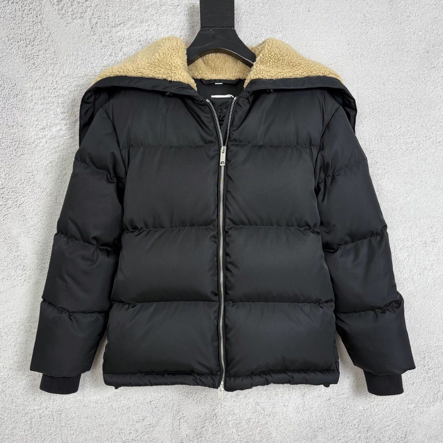 Burberry Burberry Black Lamb Wool Paneled Down Jacket S New Size S / US 4 / IT 40 - 1 Thumbnail