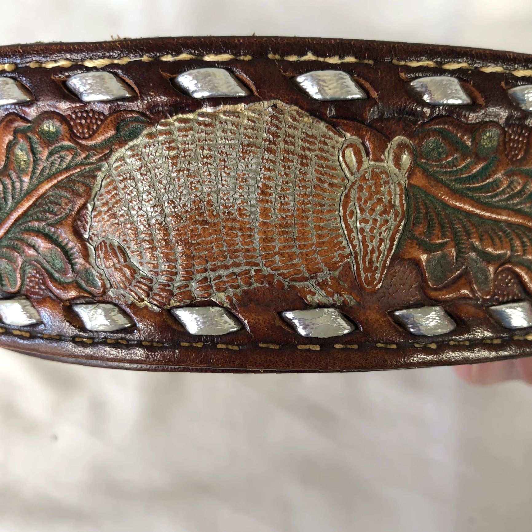 Vintage Belt Mens 36 Brown Leather Western Armadillo Studded Name BOB Animal Design Size 36 - 7 Thumbnail