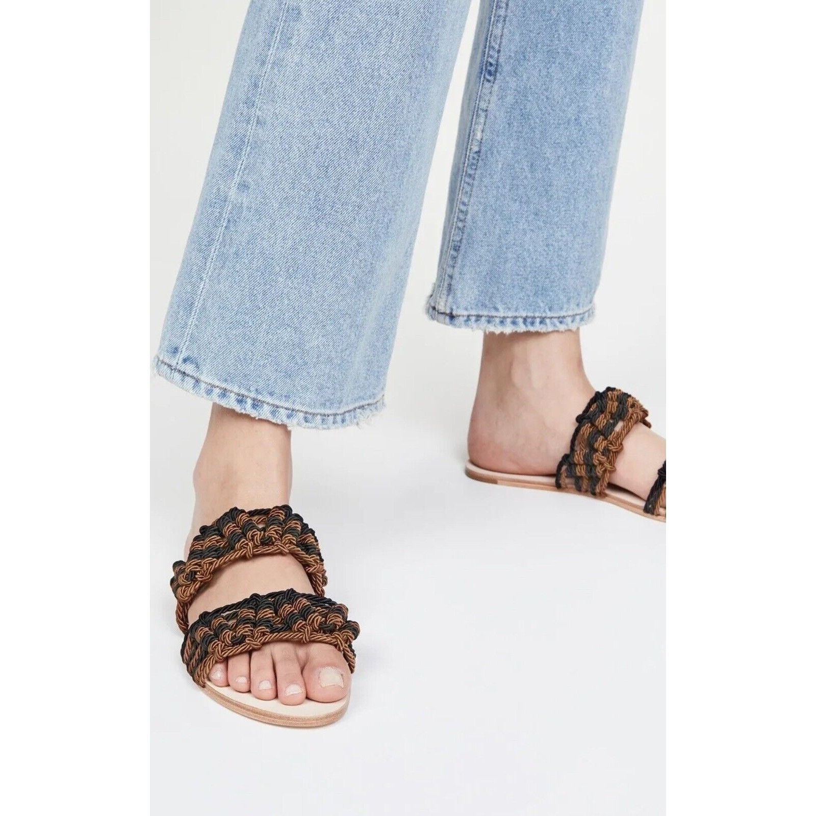 Ulla Johnson Ulla Johnson Cosa Flat Woven Slide Sandal Noir Size 6 EUC Size US 6 / IT 36 - 2 Thumbnail