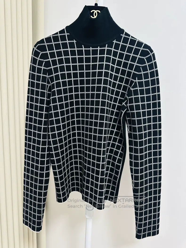 Hermes Hermes High-Neck Sweater with Classic Black and White Stri Size XXS / US 00 / IT 34 - 1 Thumbnail