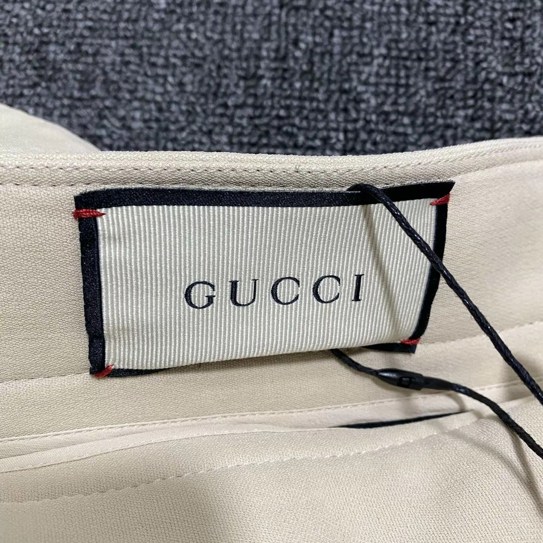 Gucci GUCCI cream white tiger head buckle skirt 95N FR40 stained Size S / US 4 / IT 40 - 5 Thumbnail