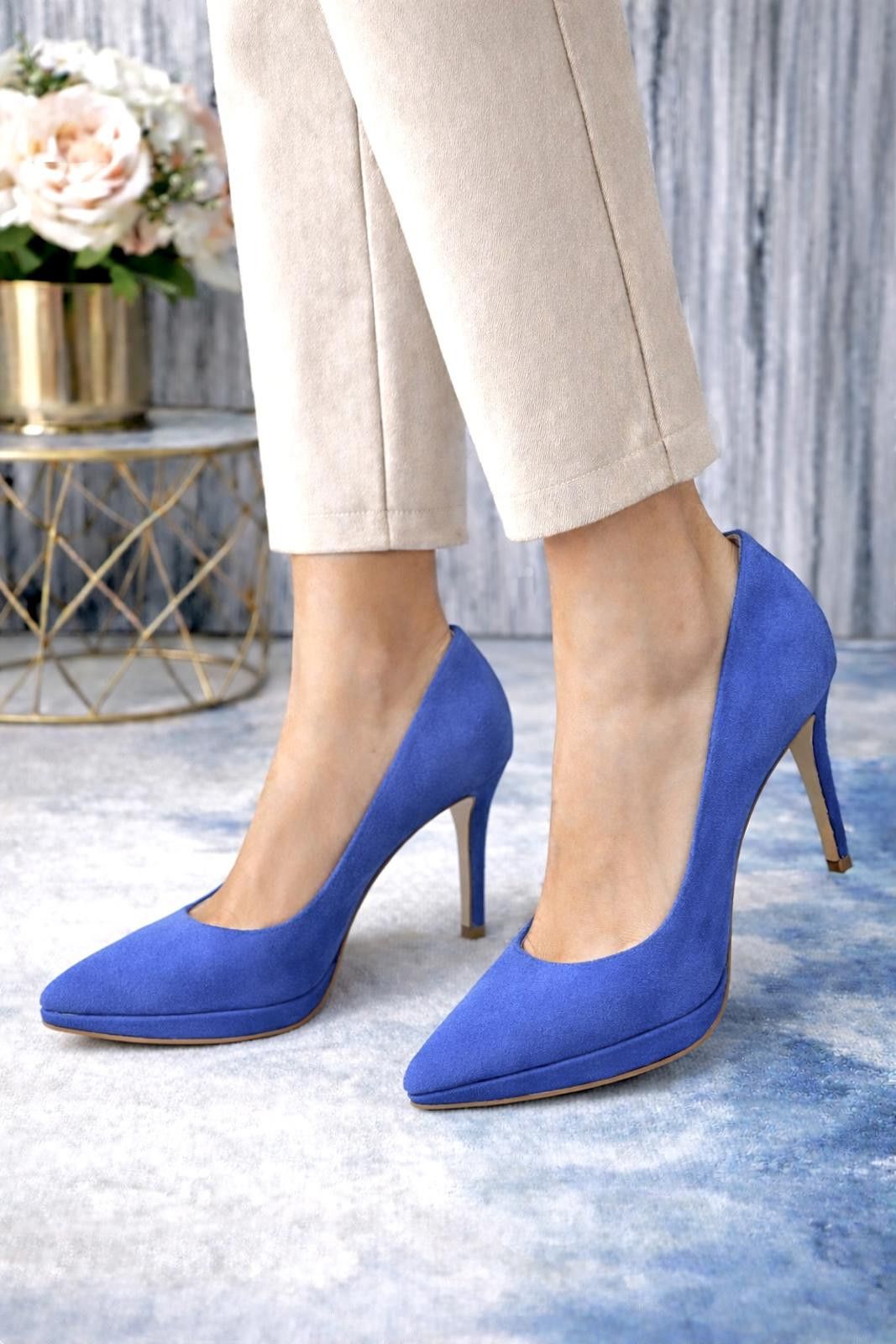 Other Pour La Victoire Blue Suede Heels Pointed Toe 9.5 Size US 9.5 / IT 39.5 - 1 Thumbnail