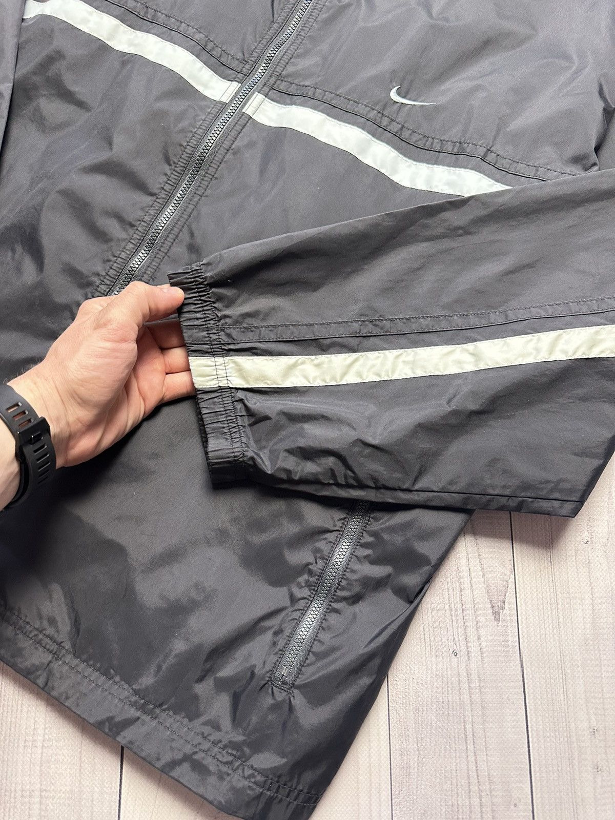 Nike × Vintage Vintage Nike track jacket size L logo line Size US L / EU 52-54 / 3 - 2 Thumbnail