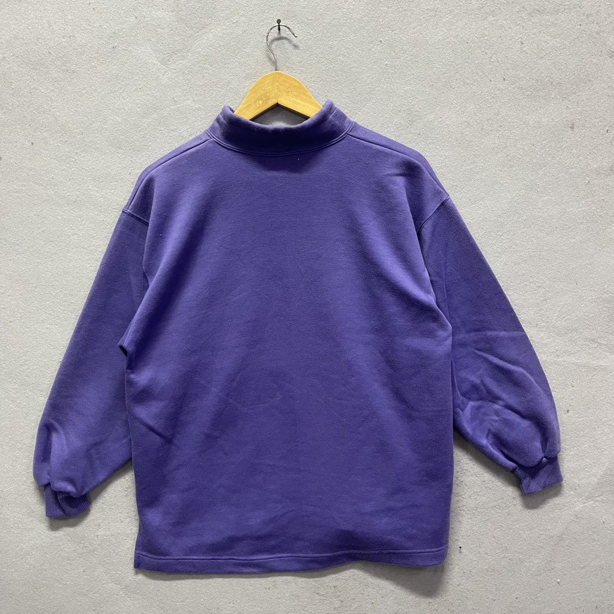 Vintage Vintage André Valentino Paris Embroidered Purple Sweatshirt Size US M / EU 48-50 / 2 - 6 Thumbnail