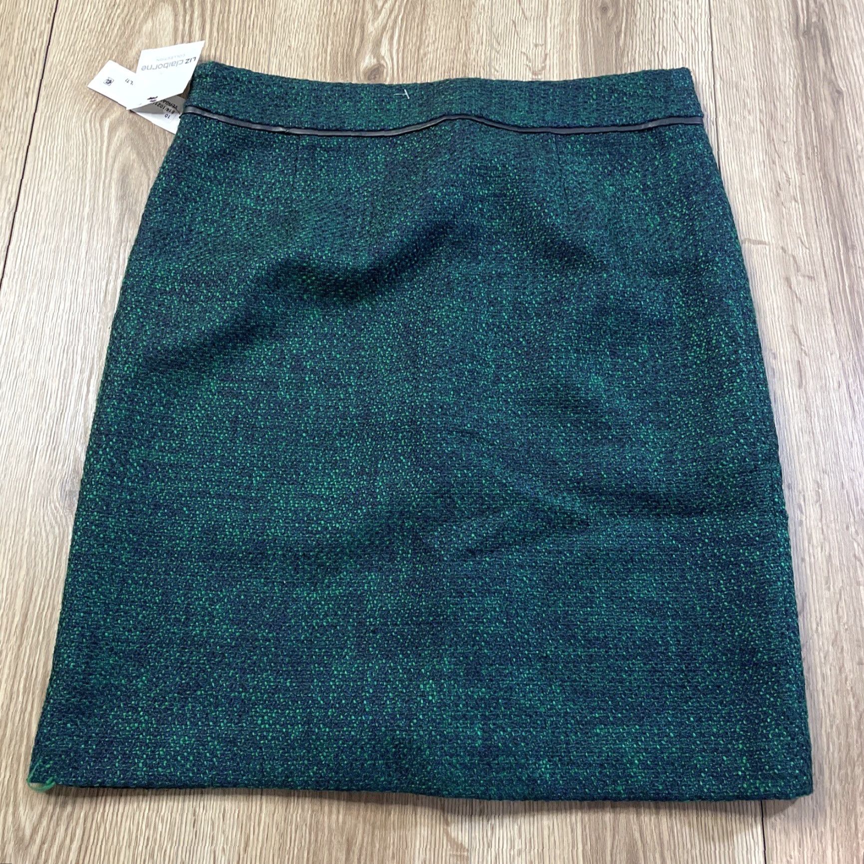 Liz Claiborne VINTAGE Liz Claiborne Skirt Women Knee-Length Pencil Lined Green 10 Side Zipper Front Slit Size 32" / US 10 / IT 46 - 4 Thumbnail