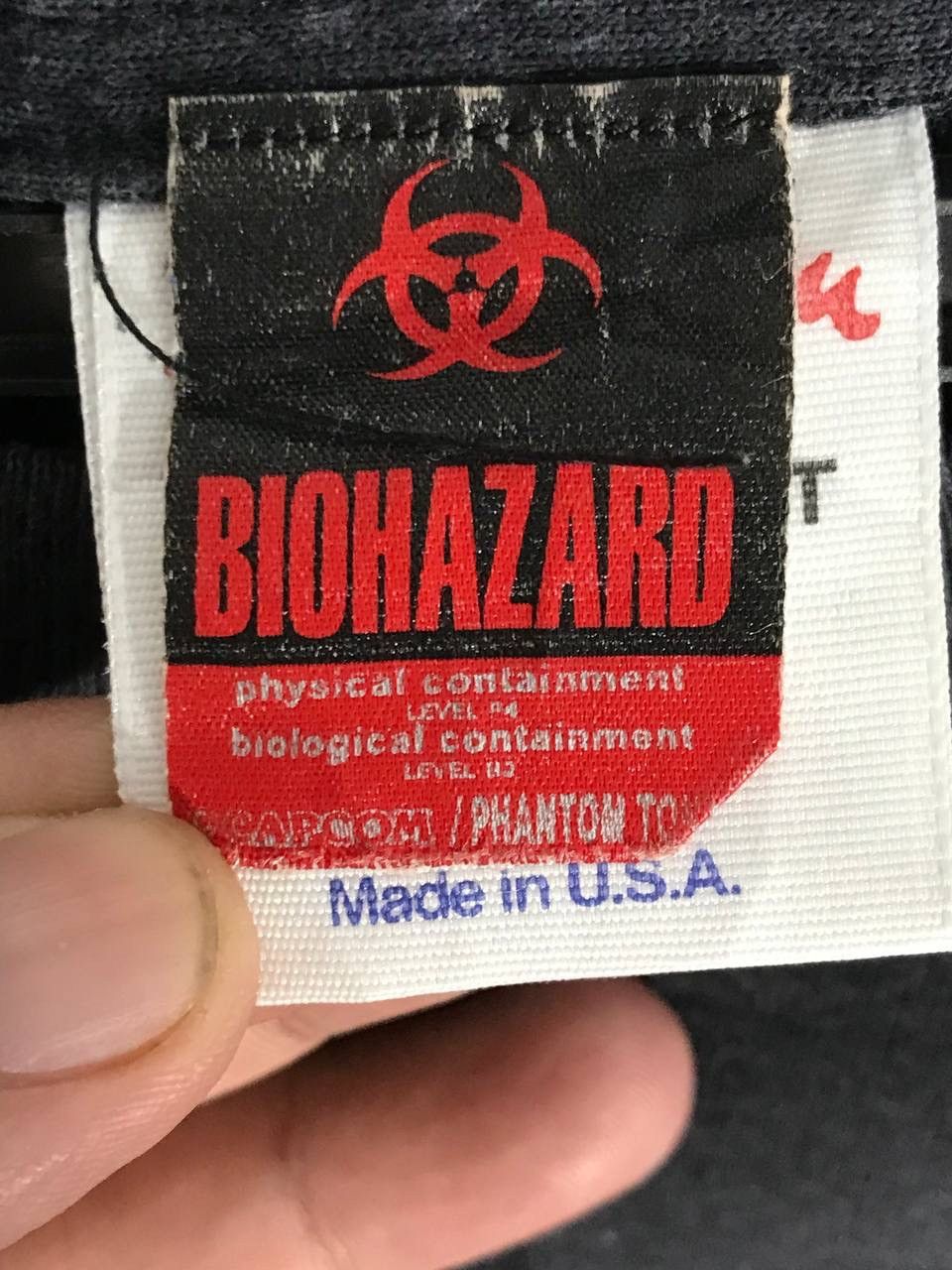 Vintage Vintage resident evil racoon police department biohazard Size US L / EU 52-54 / 3 - 10 Thumbnail