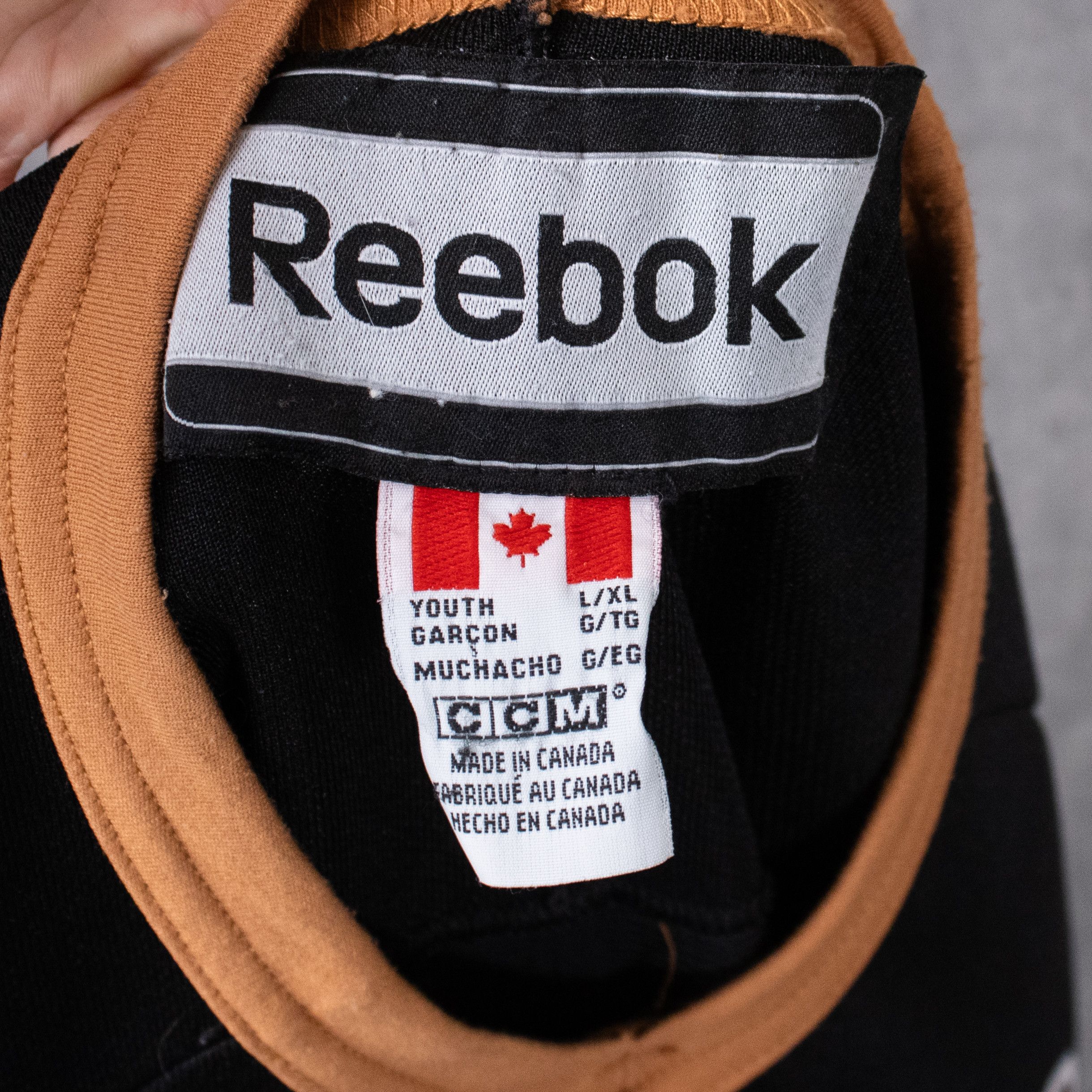 NHL Vintage VTG Y2K 00's 00's Reebok CCM Hitman Black Jersey Size US M / EU 48-50 / 2 - 7 Thumbnail
