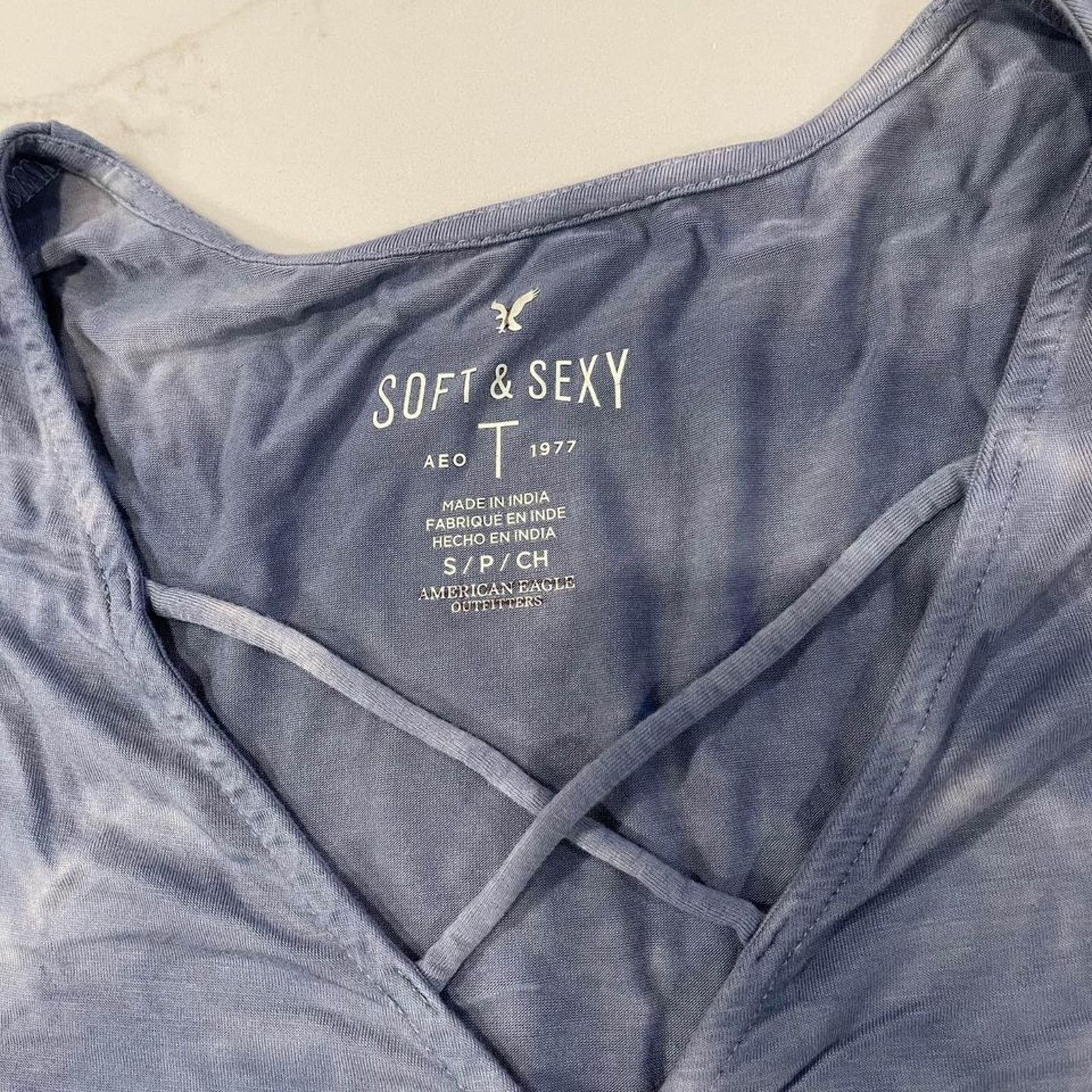 American Eagle Outfitters American Eagle Soft & Sexy Bell Sleeve Blouse Womens Small Size S / US 4 / IT 40 - 2 Thumbnail