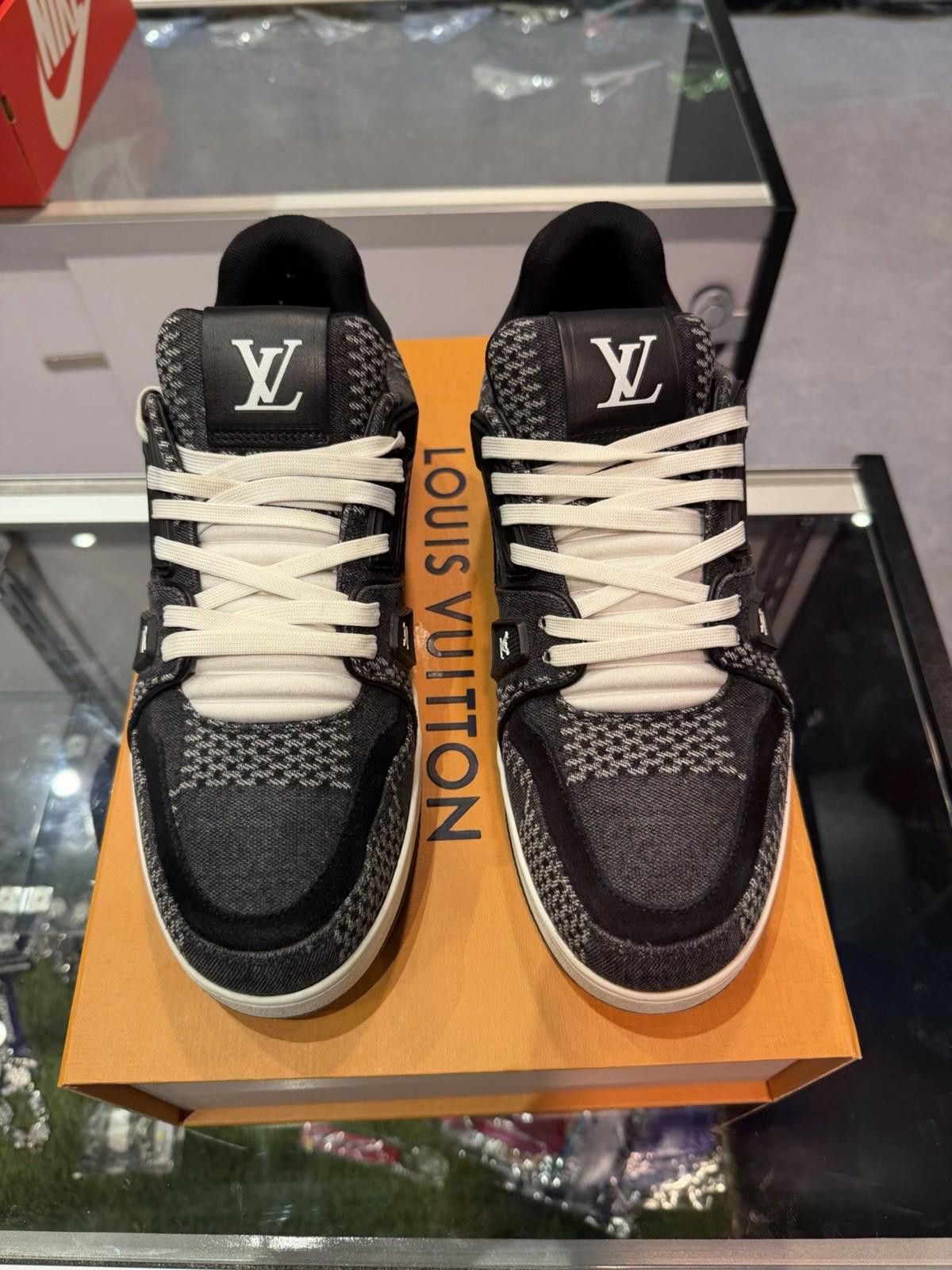Louis Vuitton Size 7.5LV/8.5US - Louis Vuitton Trainer ' Black ' $1200 Size US 8.5 / EU 41-42 - 9 Thumbnail