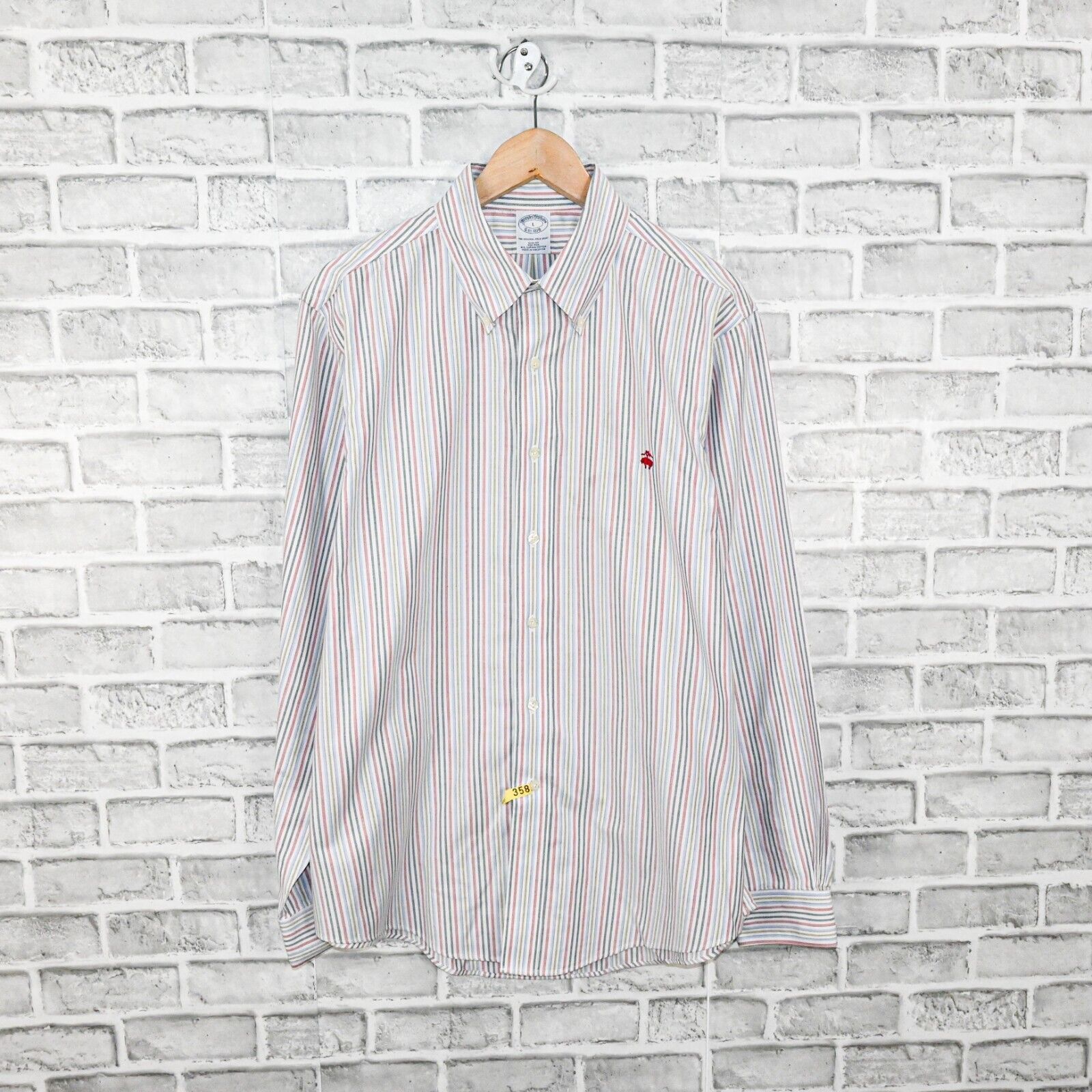 Brooks Brothers Brooks Brothers Slim Fit Button Down Shirt Red Logo striped Size US L / EU 52-54 / 3 - 1 Thumbnail