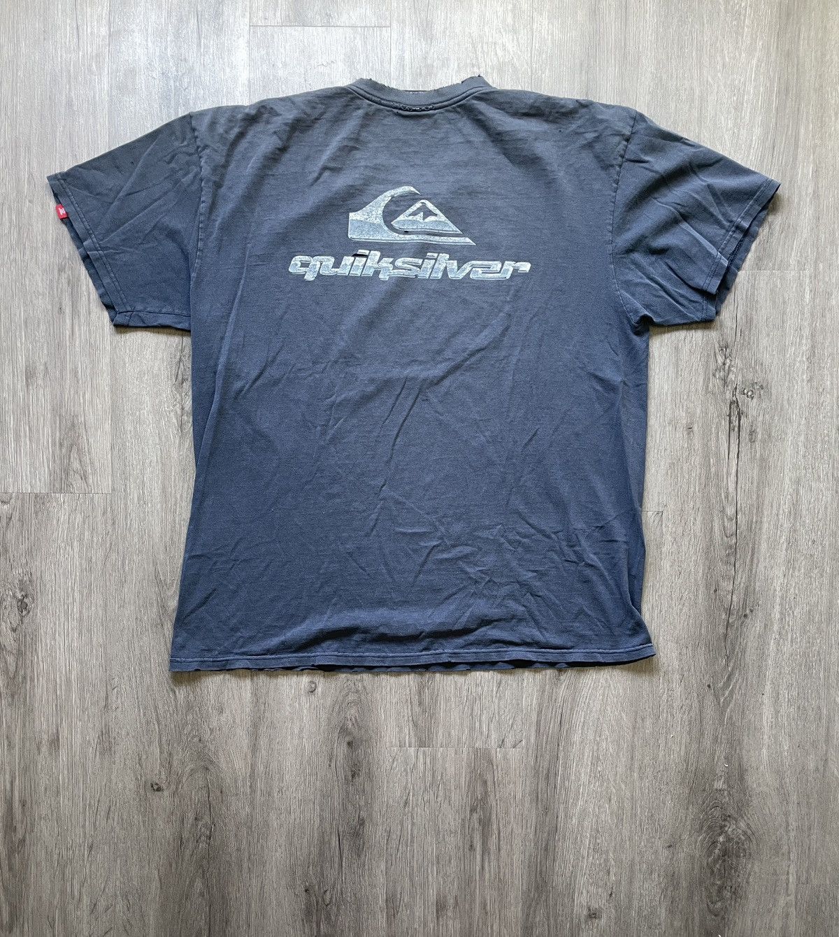 Quiksilver Vintage Quiksilver “Surf Logo” Thrashed T-Shirt (Sz. XL) Size US XL / EU 56 / 4 - 1 Thumbnail