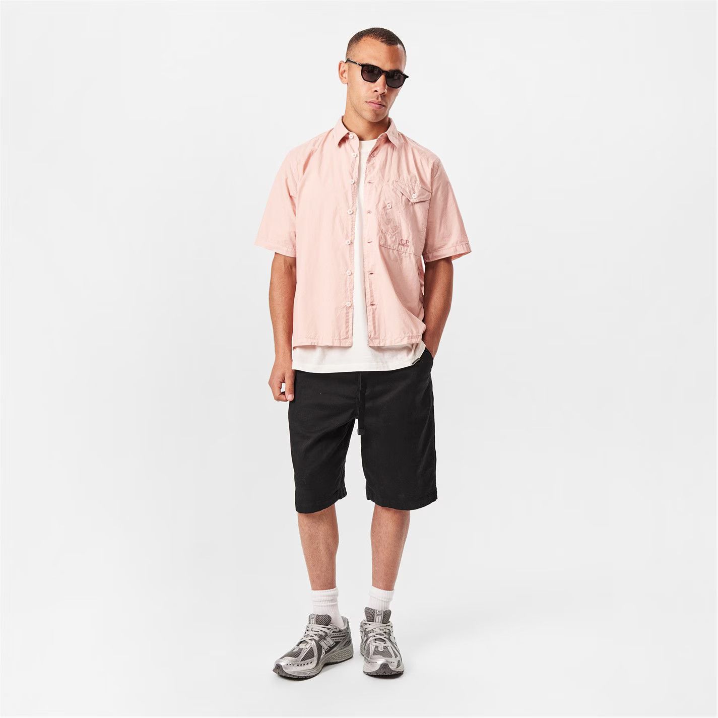 C.P. Company o1g2r1mq0426 Short Sleeve Embroidered Logo Shirt Misty Rose Size US S / EU 44-46 / 1 - 5 Thumbnail
