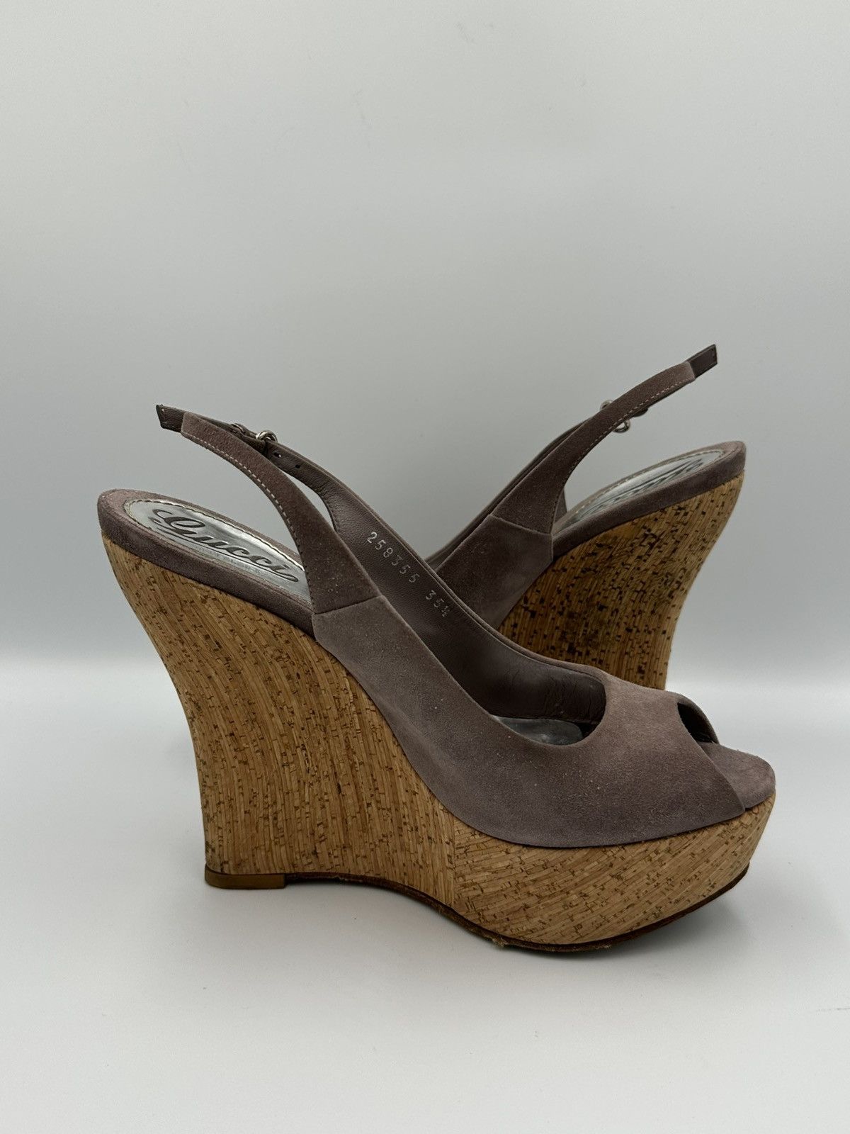 Gucci Gucci suede open toe wedge sandals with box Size US 5.5 / IT 35.5 - 9 Thumbnail