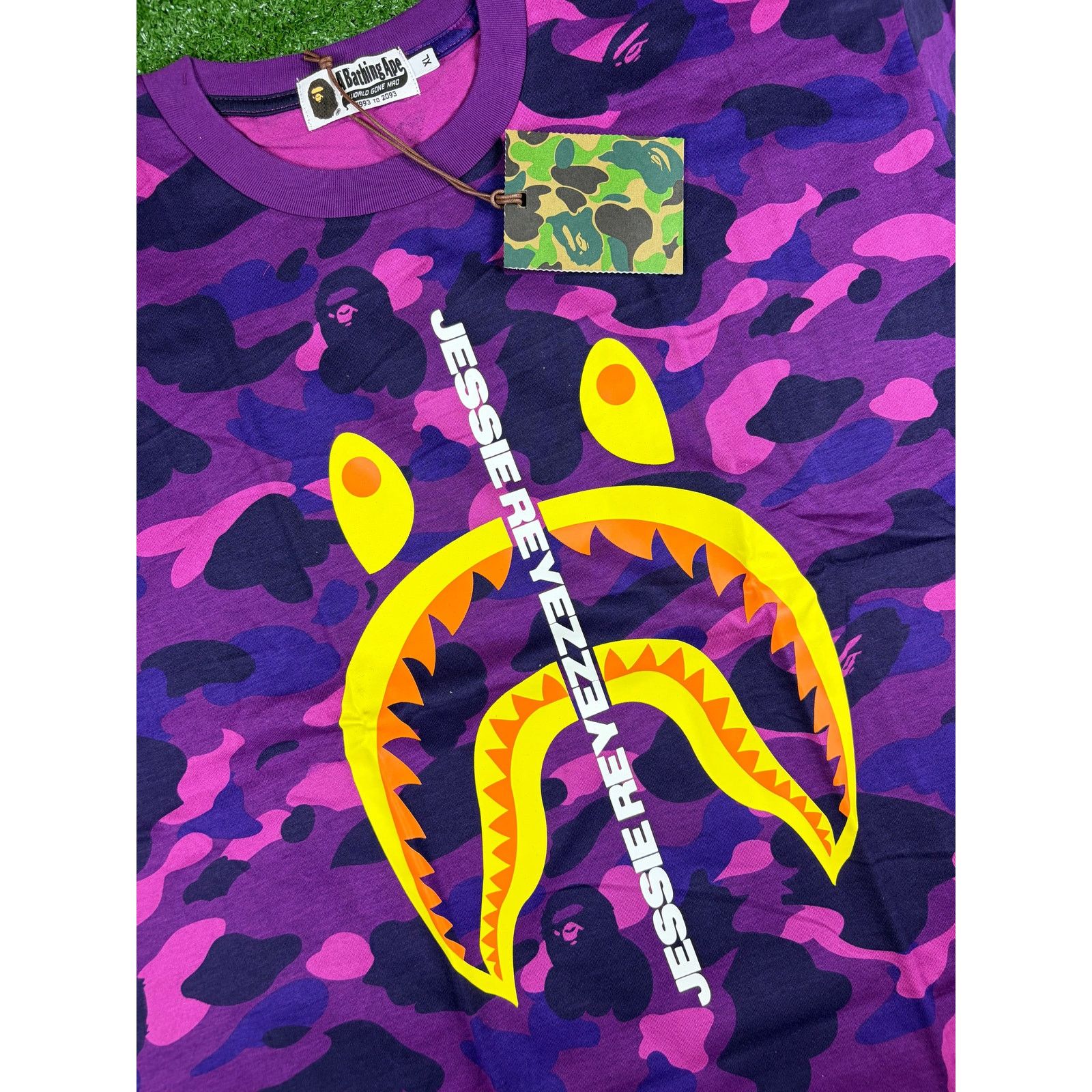 Bape BAPE X Jessie Reyez Purple Shark Camo T-Shirt Size XL Size US XL / EU 56 / 4 - 2 Thumbnail