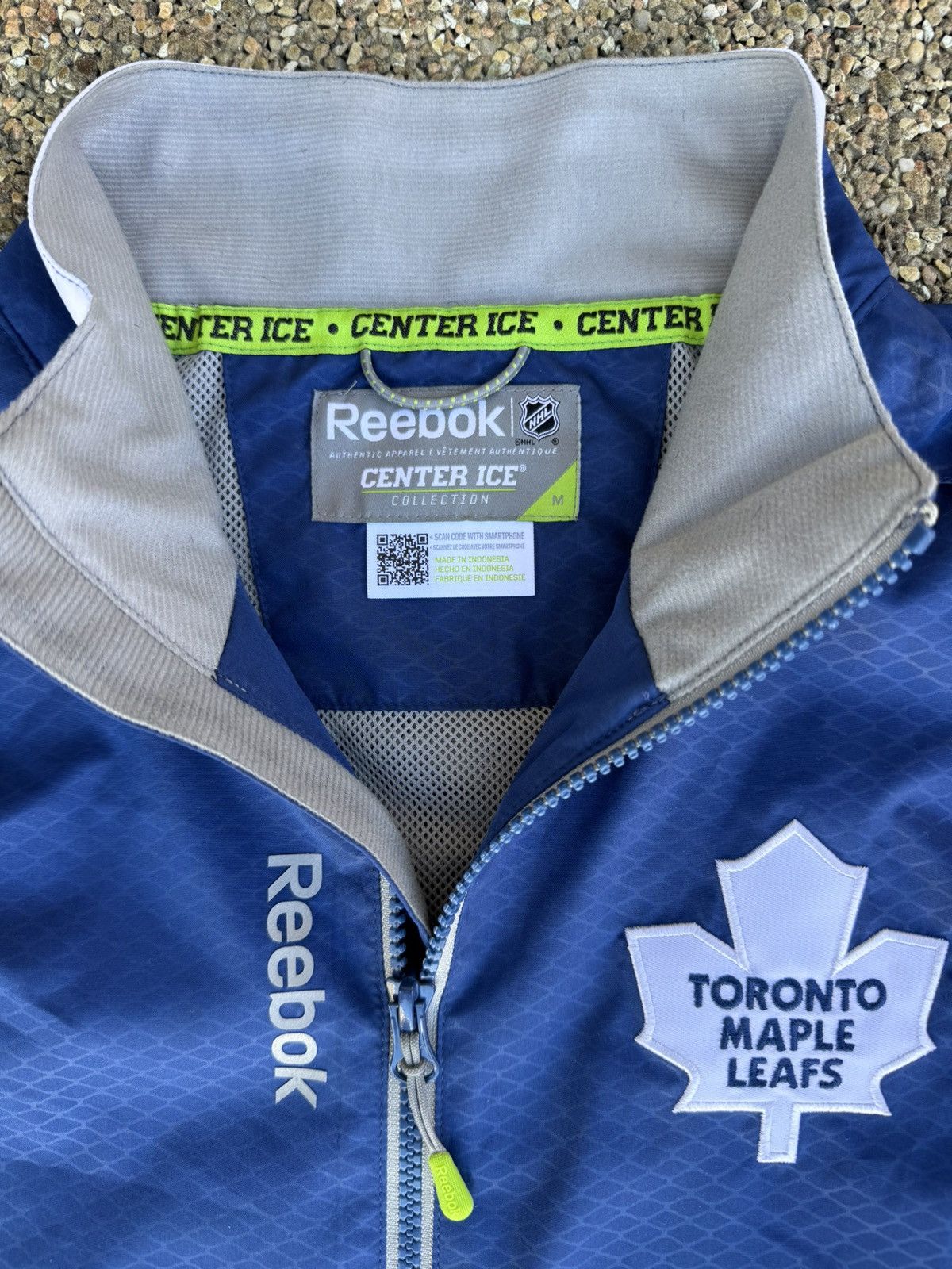 NHL Toronto Maple Leafs NHL Windbreaker Size US M / EU 48-50 / 2 - 3 Thumbnail