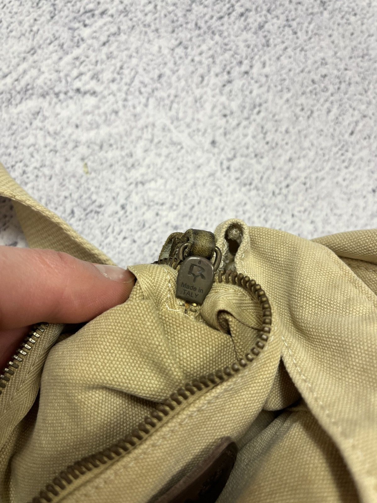 Vintage Vintage Timberland Military Distressed Messenger Hand Bag Size ONE SIZE - 11 Thumbnail