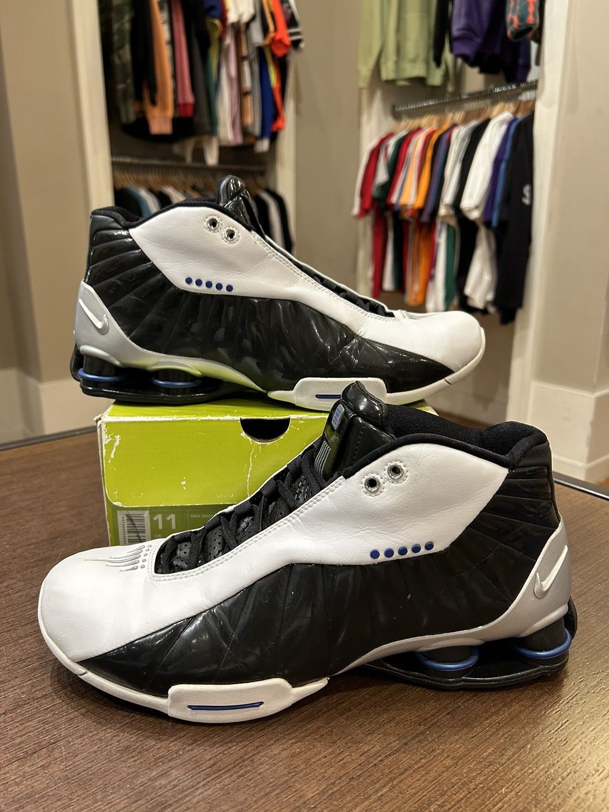 Nike Nike Shox BB4 White/Black/Blue Size US 11 / EU 44 - 1 Thumbnail