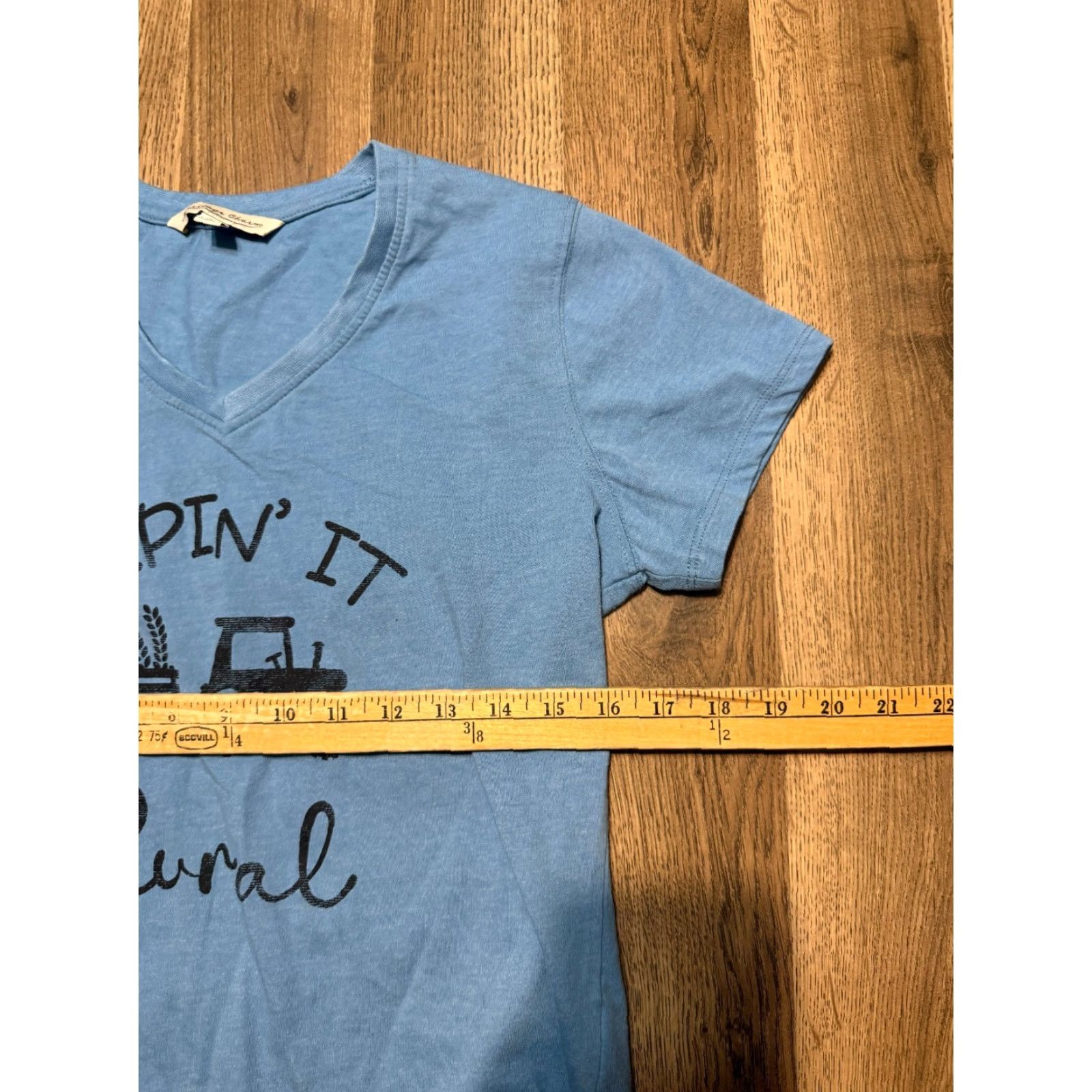 Vintage Heritage Charm Shirts Women's Size Medium Blue V-Neck "Keepin' It Rural" Tractor Womens Size M / US 6-8 / IT 42-44 - 7 Thumbnail