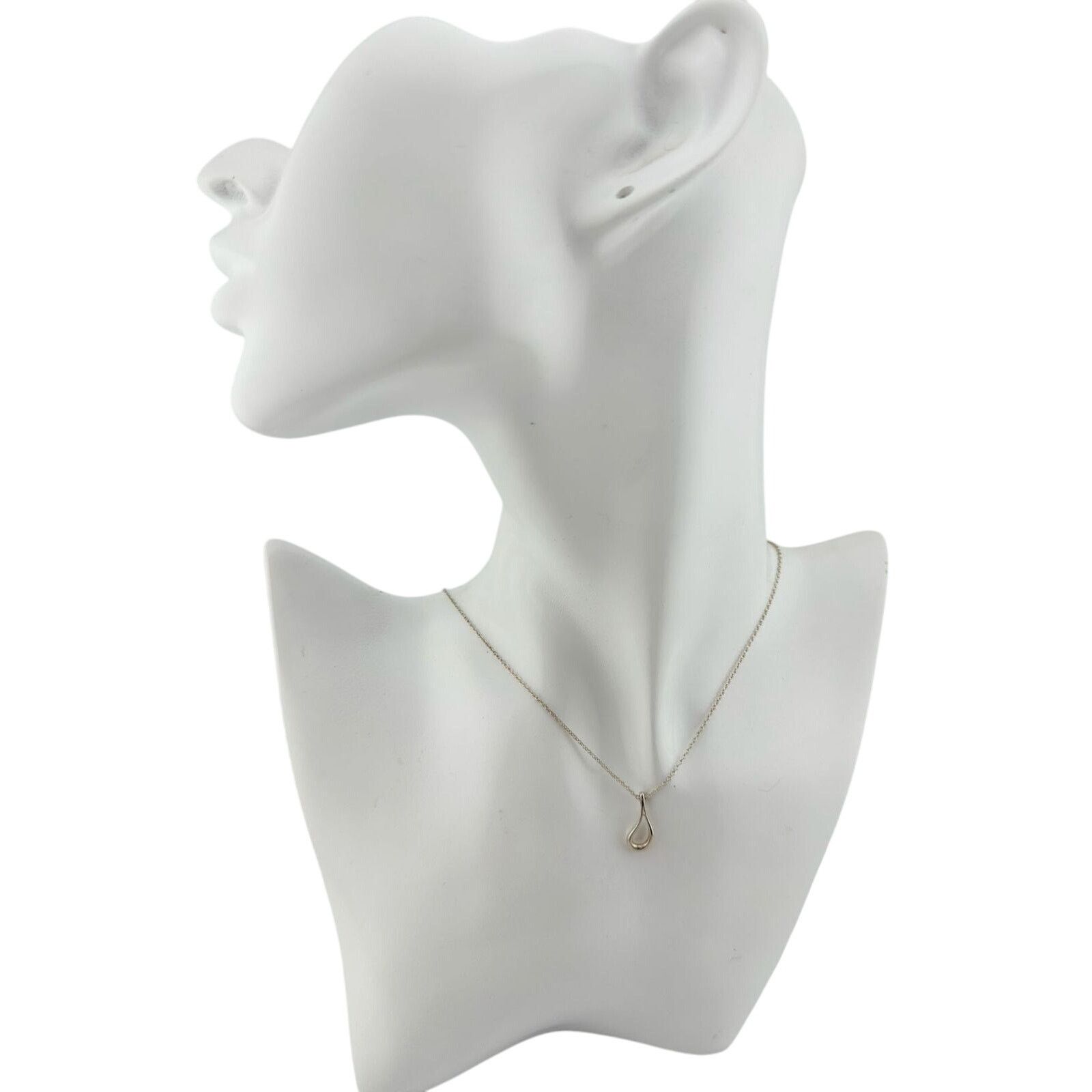 Tiffany & Co. Tiffany and Co Elsa Peretti Medium Teardrop Pendant Necklace Size ONE SIZE - 9 Thumbnail