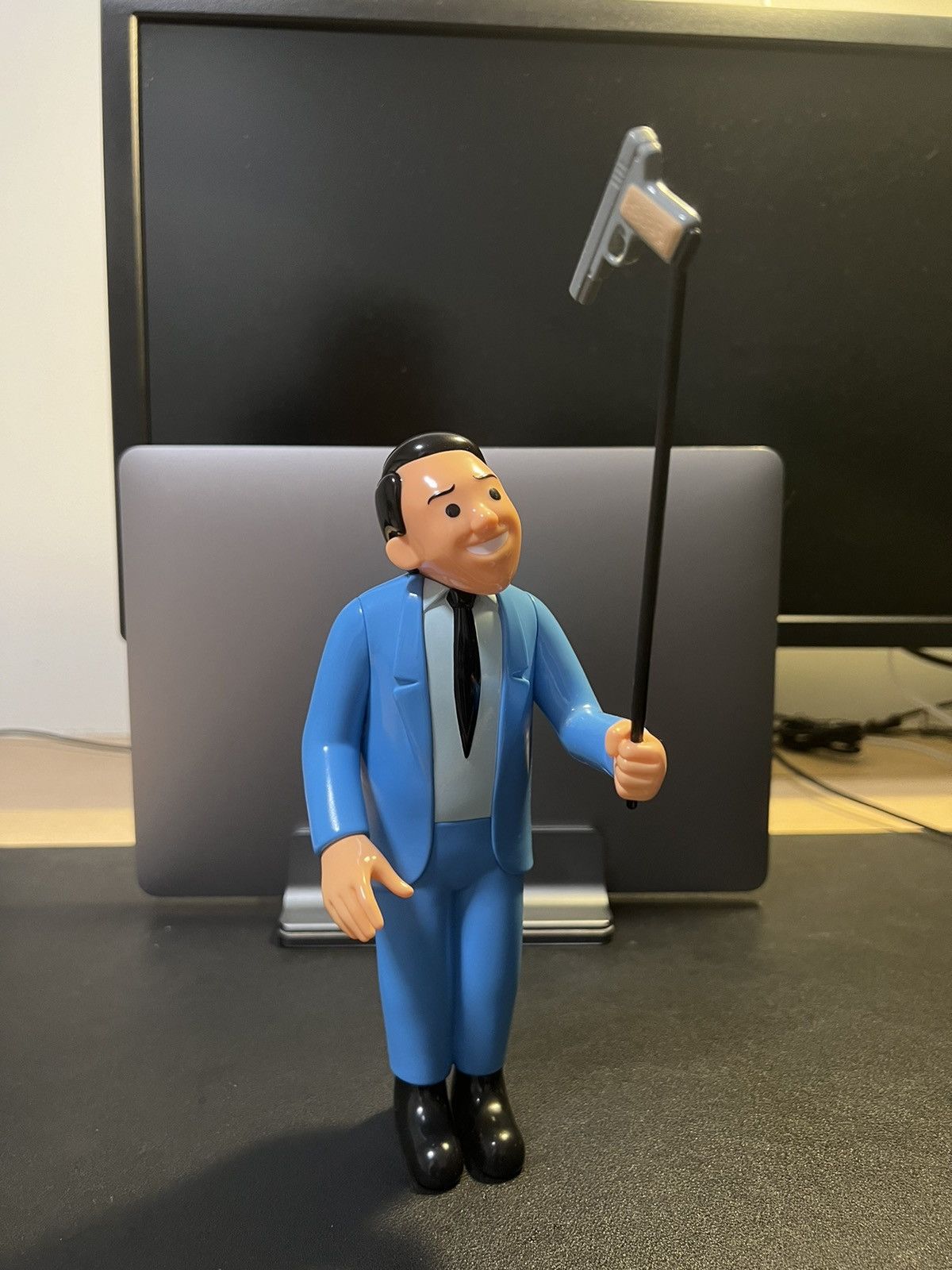 image of Art Joan Cornella Selfie Gun Vinyl Figure in Blue, Men's