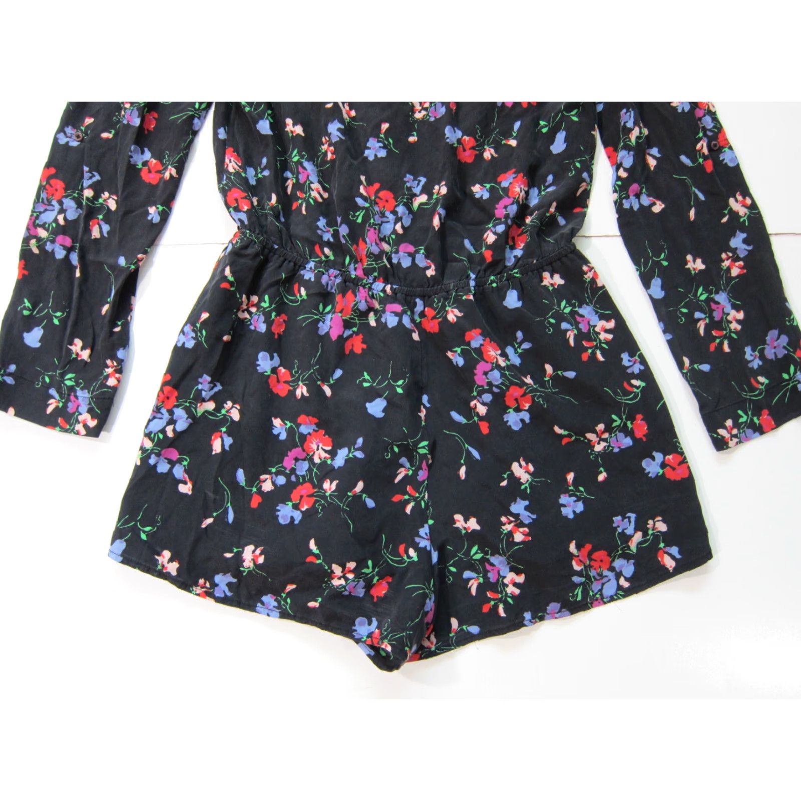Vintage Patterson J Kincaid Silk Black Red Green Floral Long Sleeve Jumper Shorts S - Women - Silk - Flowered One-Piece Jumpsuit Size S / US 4 / IT 40 - 5 Thumbnail