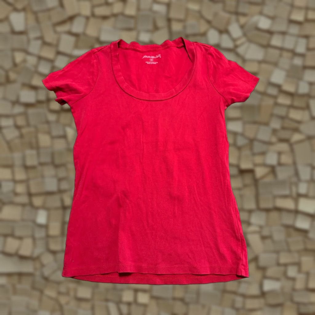 Eddie Bauer Eddie Bauer Shirt Womens Medium Red Scoop Neck Short Sleeve T-Shirt Casual Cotton Modern Basic Size M / US 6-8 / IT 42-44 - 1 Thumbnail