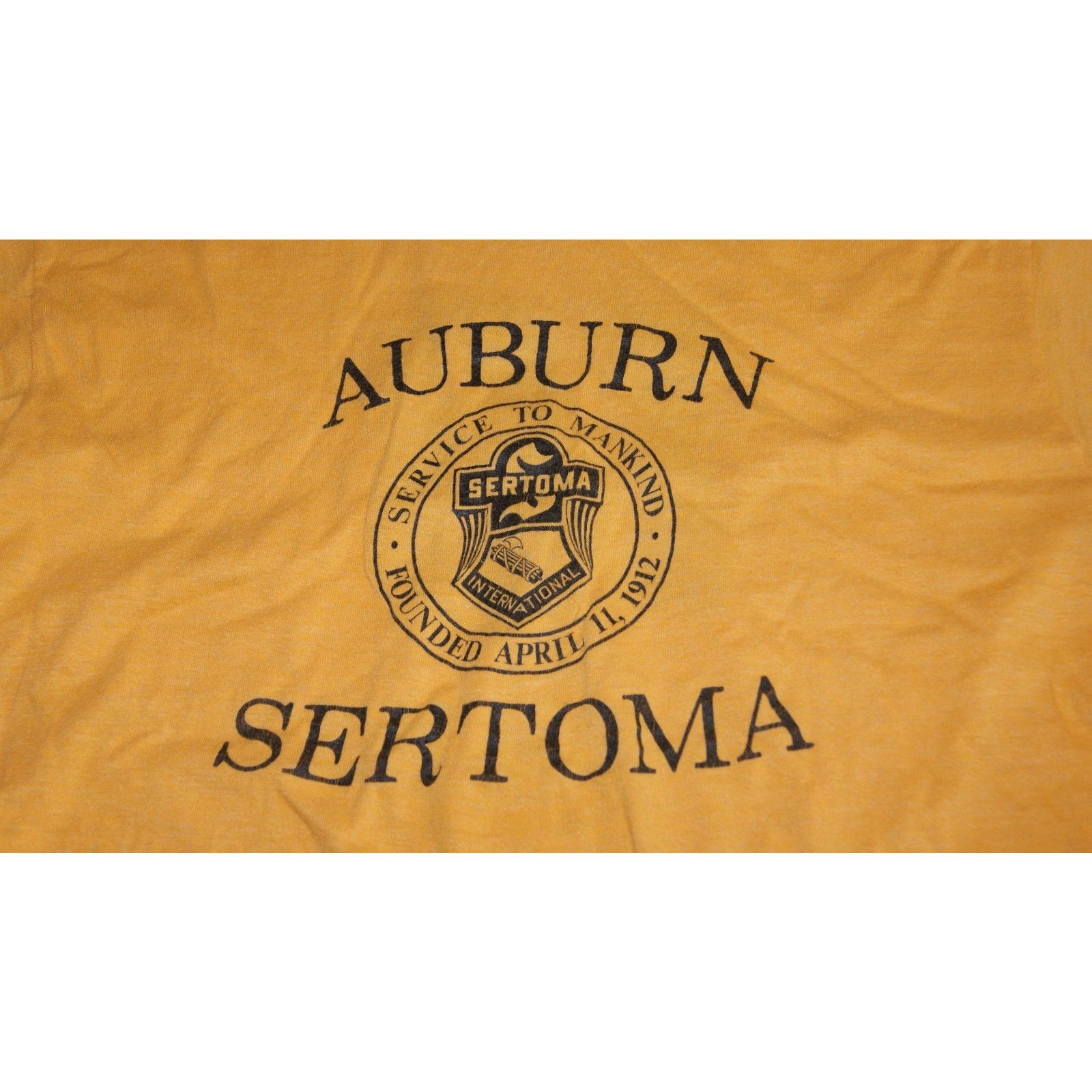 Vintage VTG Auburn Sertoma Service Mankind Yellow L TShirt USA Size US L / EU 52-54 / 3 - 3 Thumbnail