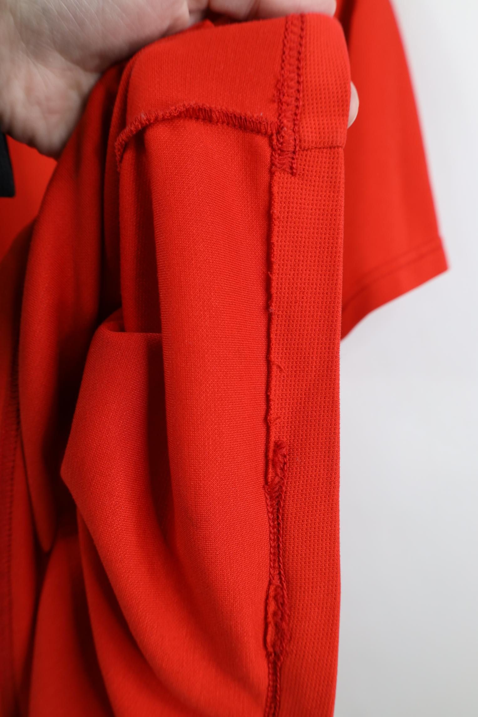 Adidas Vintage 90s Adidas Thermal Knit Short Sleeve T-Shirt Red Size US M / EU 48-50 / 2 - 8 Thumbnail