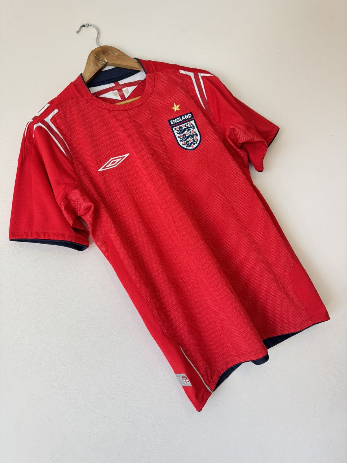 Umbro Vintage England 2004-2006 Away Soccer Jersey Football Shirt Size US S / EU 44-46 / 1 - 4 Thumbnail