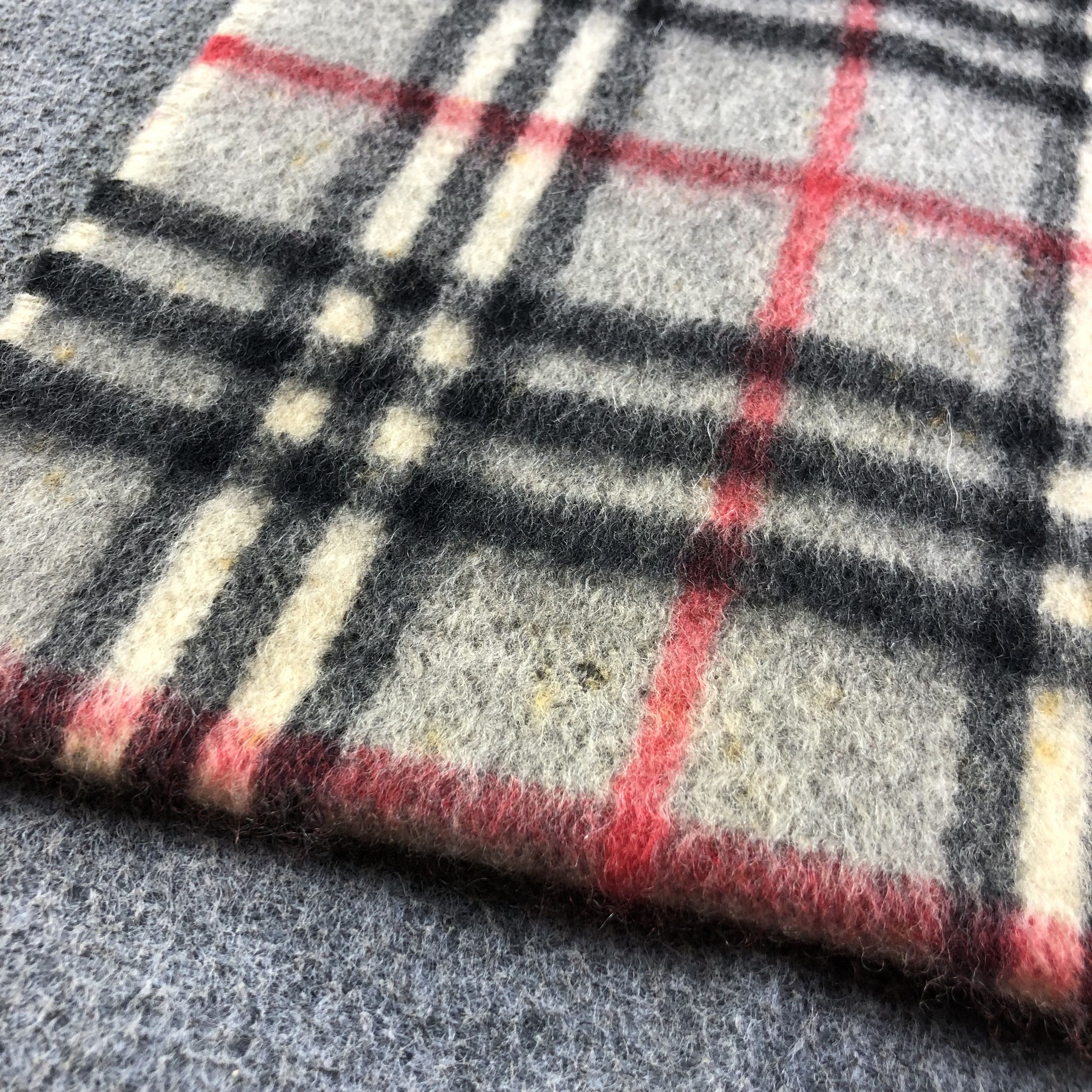 Burberry Burberrys Nova Check Grey Cashmere Scarf Muffler V1779 Size ONE SIZE - 11 Thumbnail