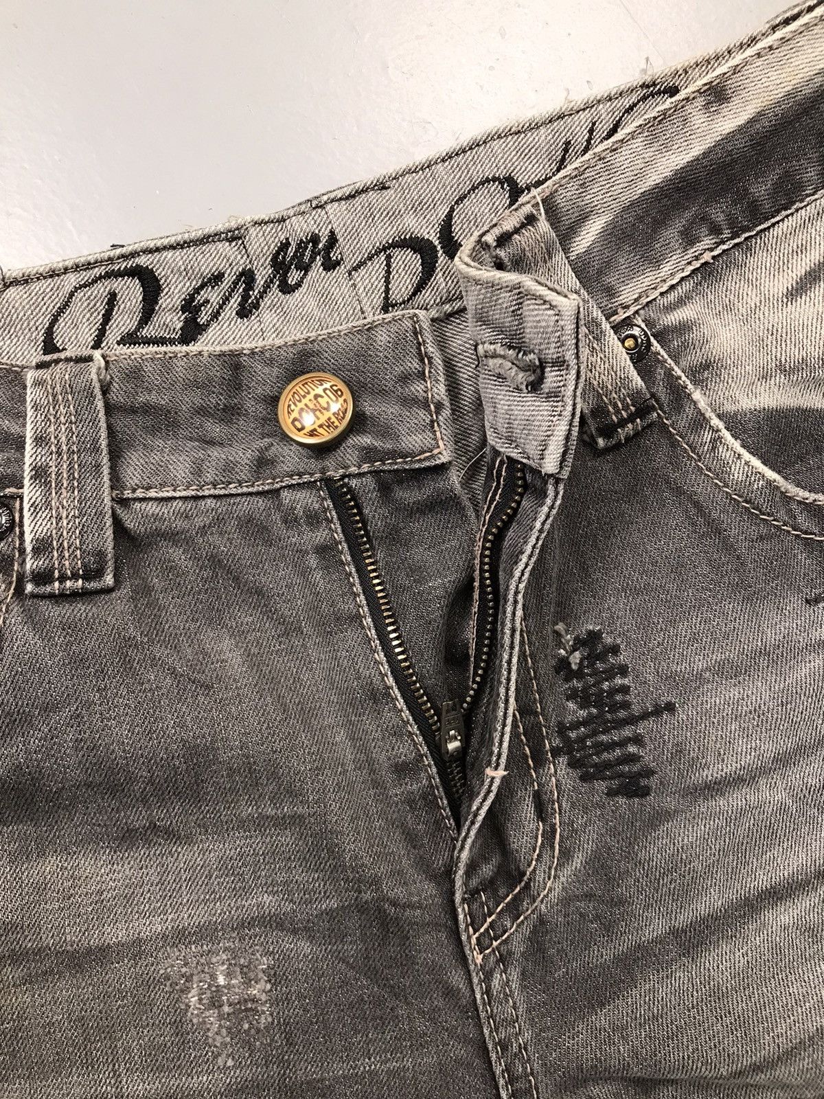 Southpole Vintage revolution faded denim Size US 32 / EU 48 - 7 Thumbnail