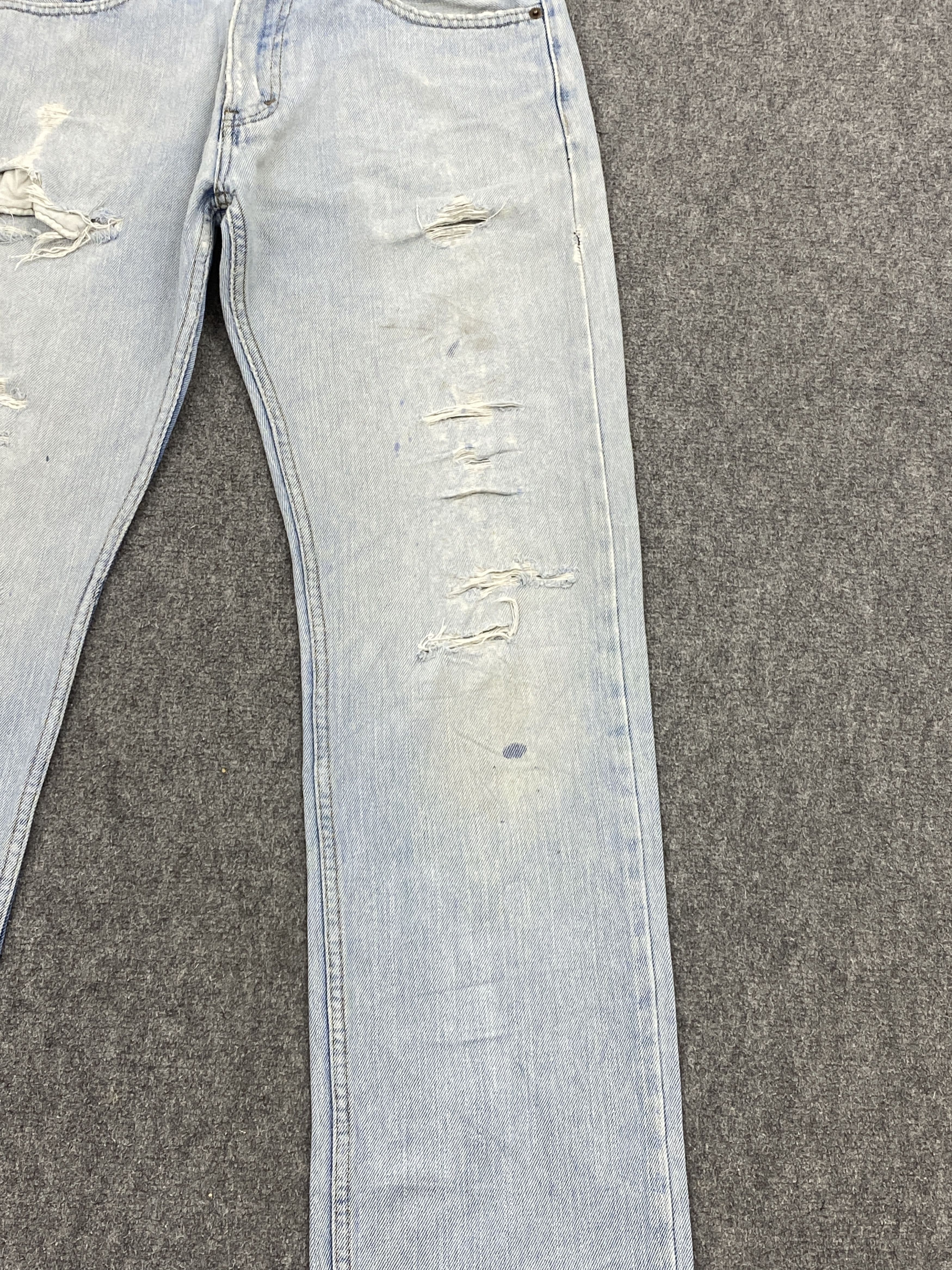 Levi's Vintage Levis 505 Straight Fit Distressed Jeans DP2682 Size US 31 - 9 Thumbnail