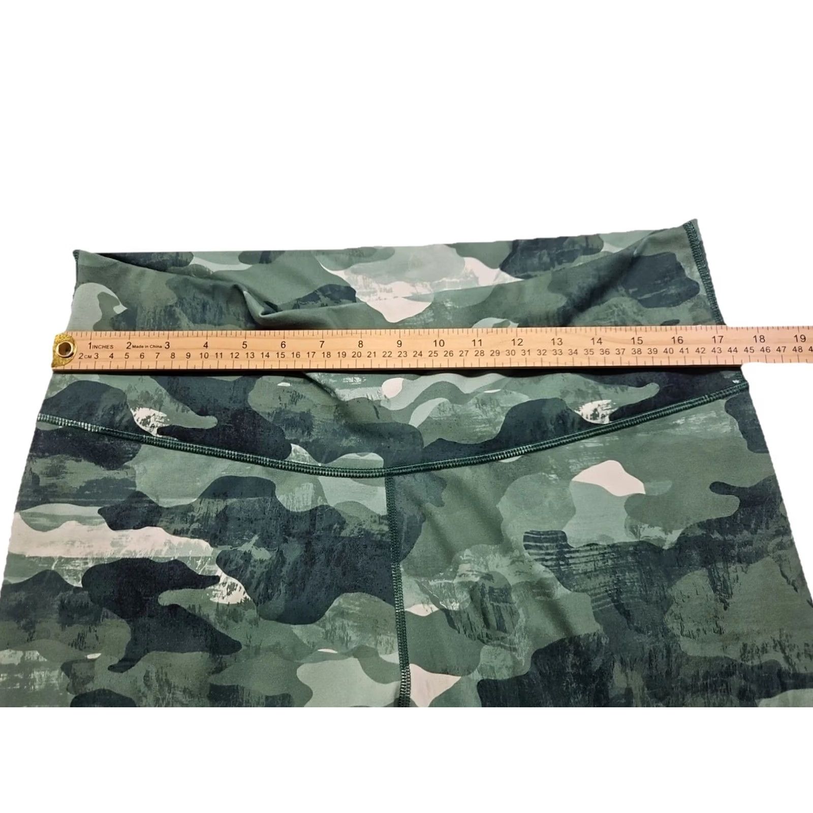 Fabletics Fabletics PowerHold High Rise Camo Leggings Women’s XL Green Compression Slimming Breathable Moisture Wicking Pull On Activewear Women Size 40" / US 18 - 8 Thumbnail