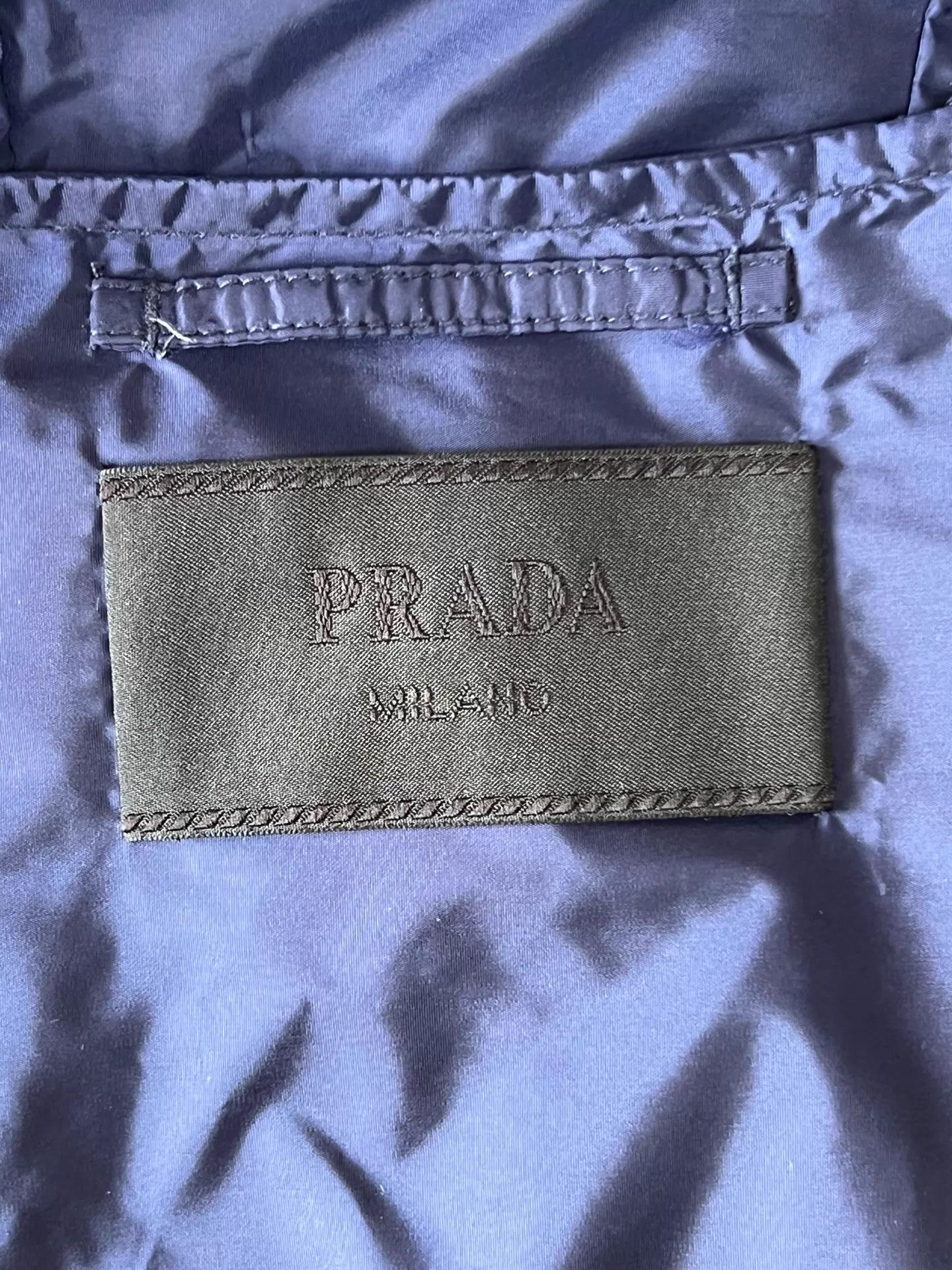 Prada Prada Navy Blue Hooded Nylon Jacket Triangle Logo Size 48 Size US M / EU 48-50 / 2 - 5 Thumbnail