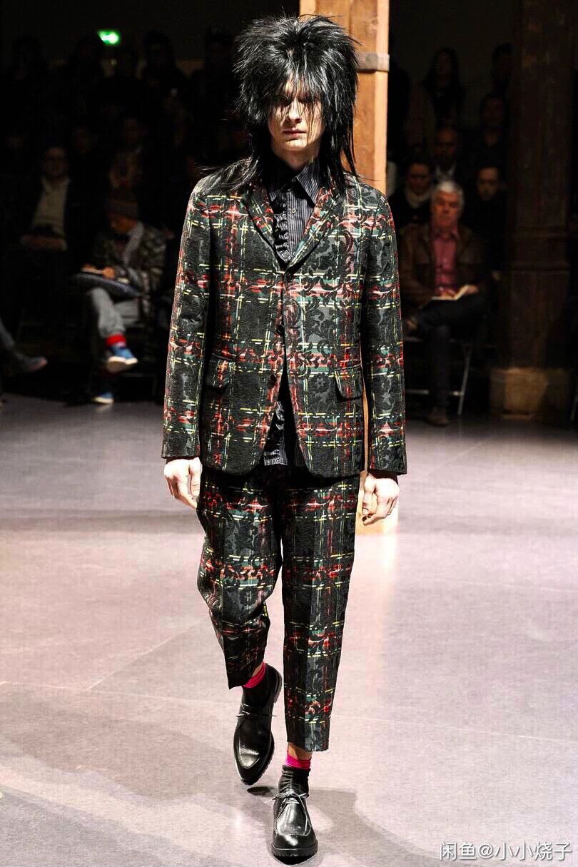 Comme des Garcons CDG 12AW Striped Velvet Jkt S w/ Black Floral Embroidery Size US S / EU 44-46 / 1 - 1 Thumbnail