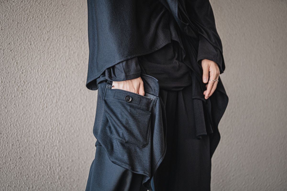 Yohji Yamamoto Yohji Yamamoto Pour Homme - WOOL SMOOTH SLEEVE CLAOK Size US S / EU 44-46 / 1 - 20 Thumbnail