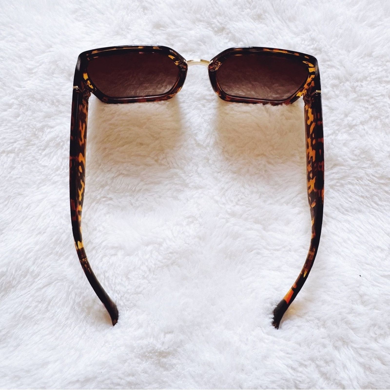 Other Layla Tortoise Brown Sleek Square Sunglasses Size ONE SIZE - 10 Thumbnail