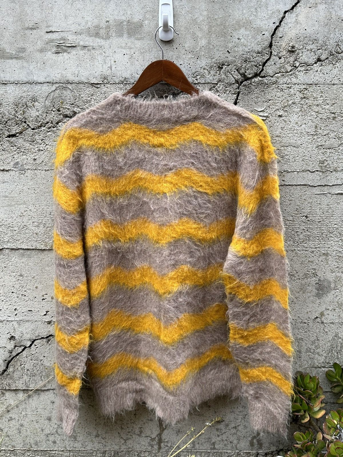 Acne Studios RARE GRAIL Acne Studios shaggy swirl mohair sweater Size US S / EU 44-46 / 1 - 3 Thumbnail