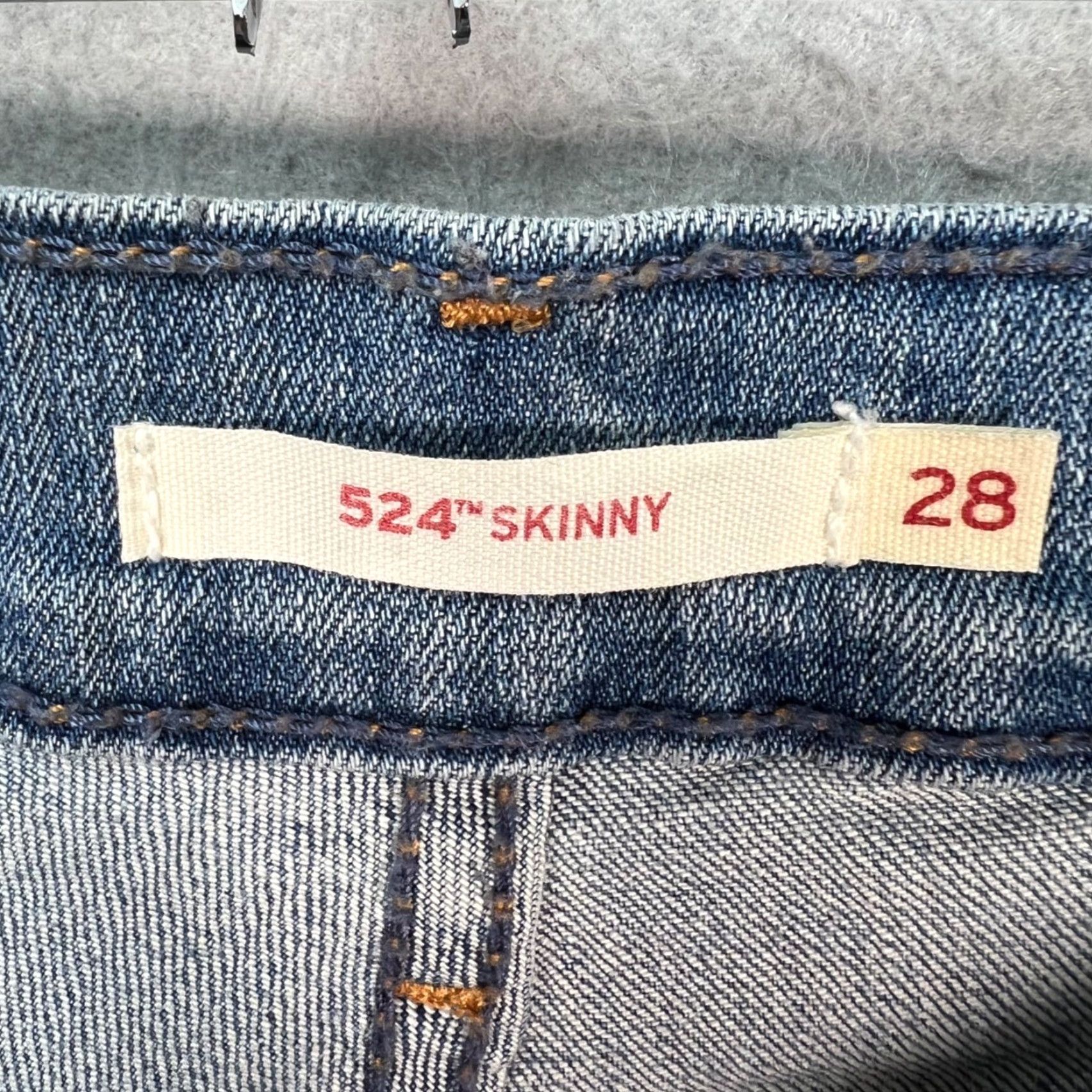 Levi's Levi's 524 Jeans Skinny Women 28 Light Blue Distressed Denim Hem Distressed Jeans - Levi's 500 Series Womens Styles Size 28" / US 6 / IT 42 - 3 Thumbnail