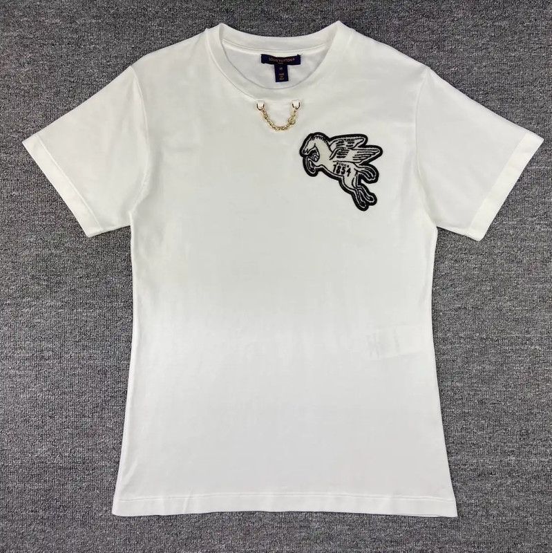 Louis Vuitton Louis Vuitton Women's Cotton T-Shirt in White 0089 Size M / US 6-8 / IT 42-44 - 1 Thumbnail