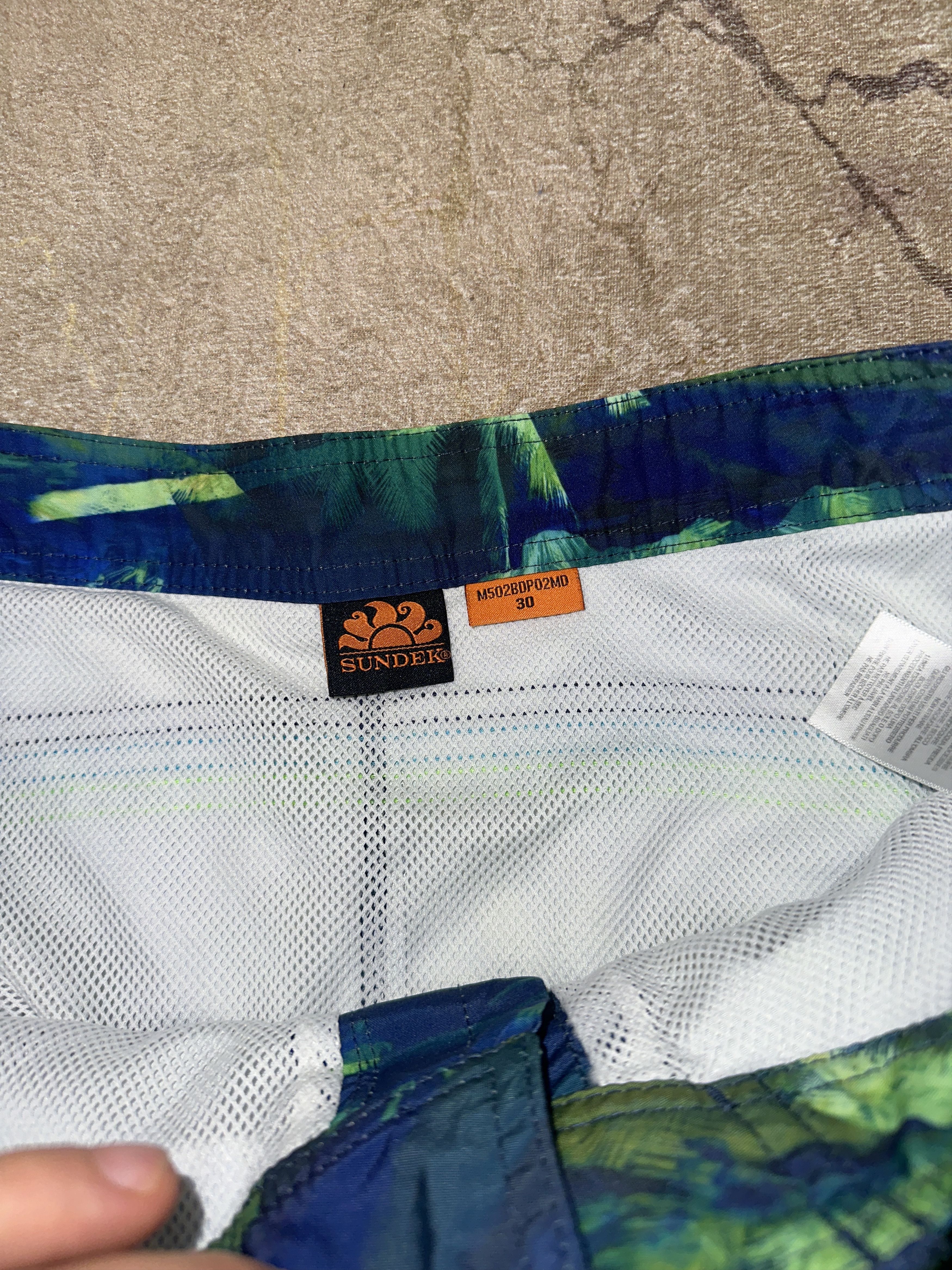 Sundek Tropical Palm Sundek 30 Beach Shorts Trunks Bath Size 30 S Size US 30 / EU 46 - 6 Thumbnail