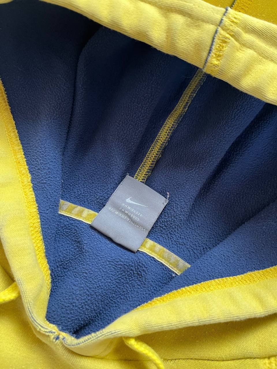 Nike Vintage Nike Hoodie Boxy Fit 3D Logo Y2K Size US XL / EU 56 / 4 - 5 Thumbnail