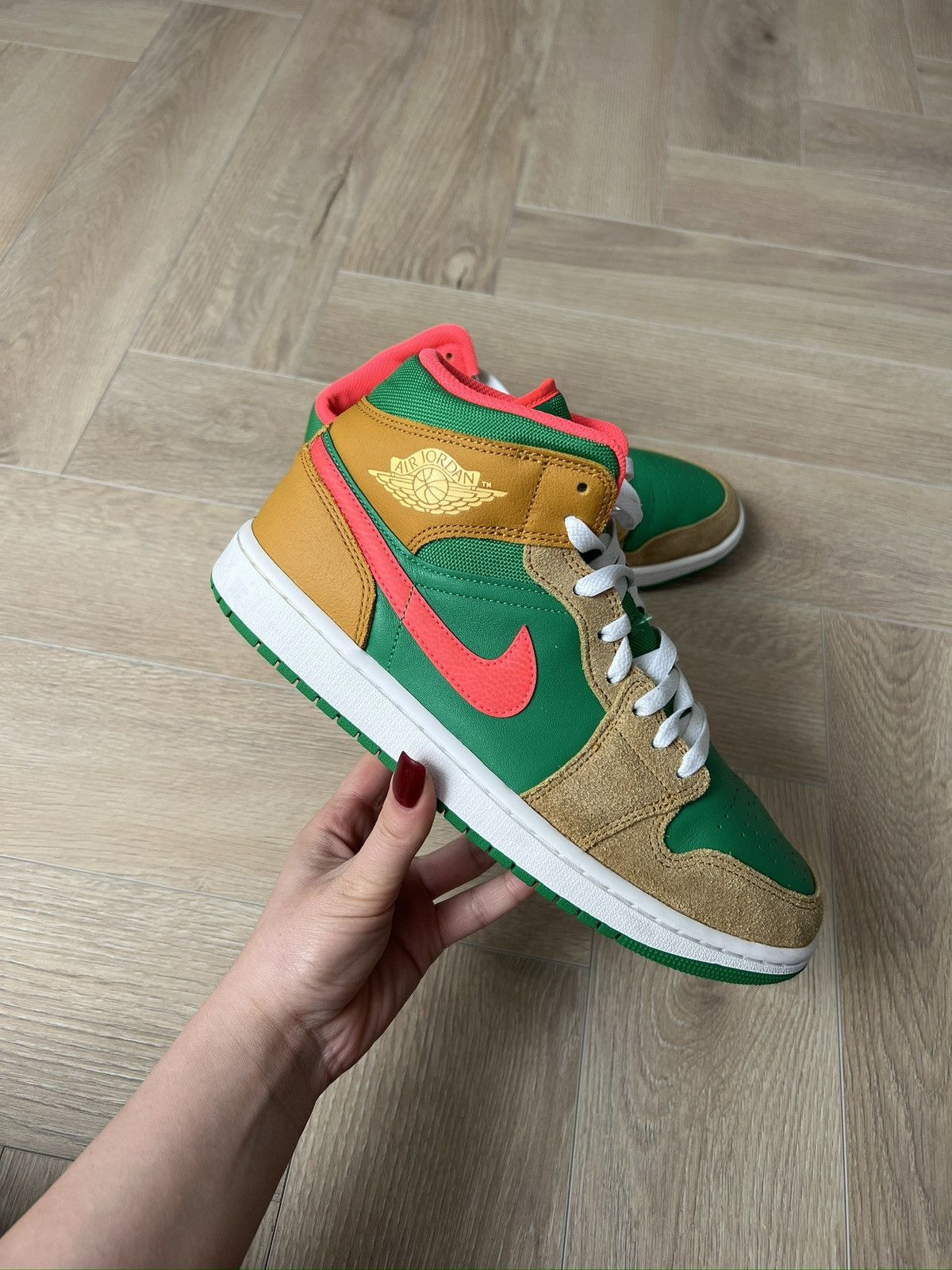 Nike Air Jordan 1 Mid SE "Wheat Watermelon" Size US 9 / EU 42 - 1 Thumbnail
