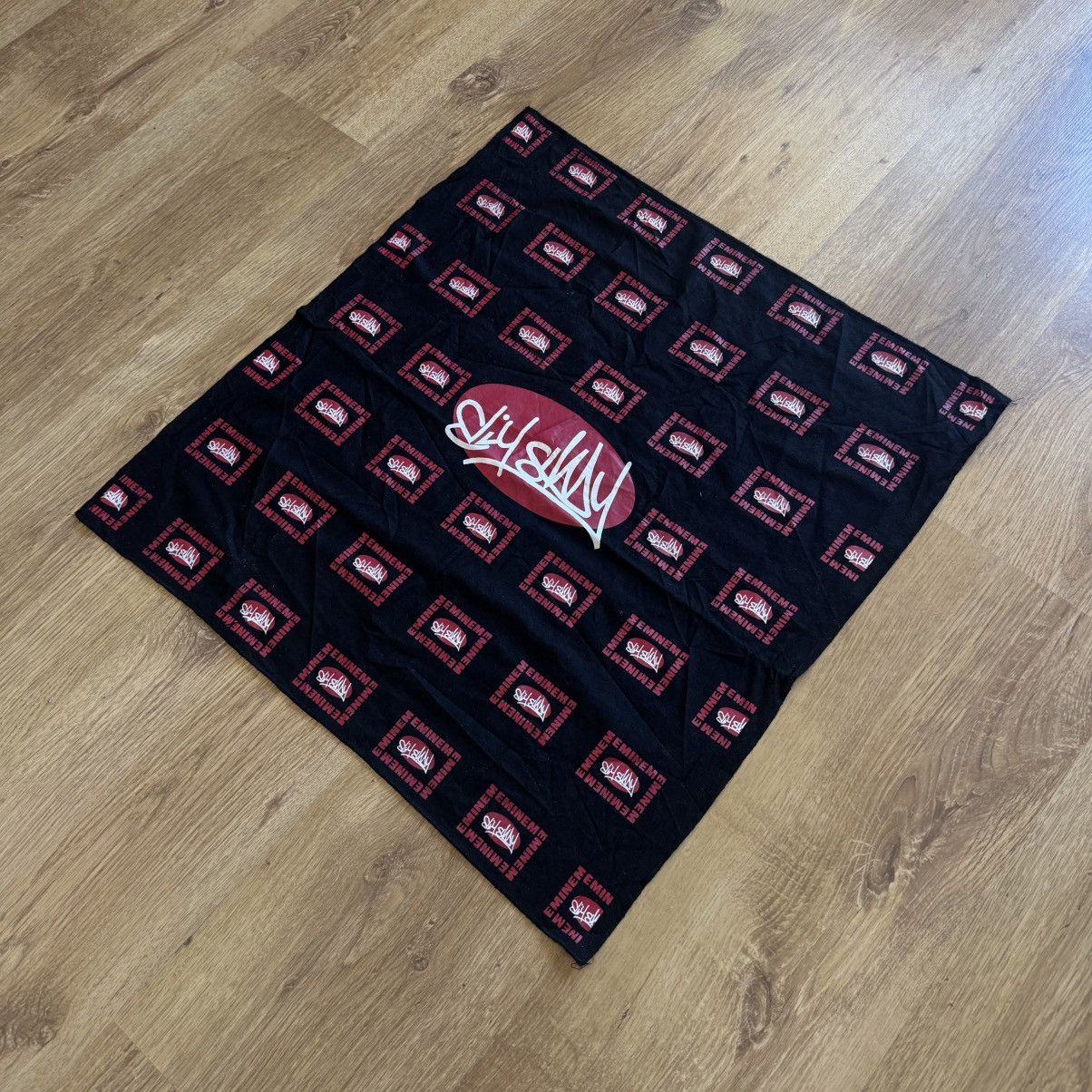 Eminem Eminem vintage shawl Size ONE SIZE - 2 Thumbnail